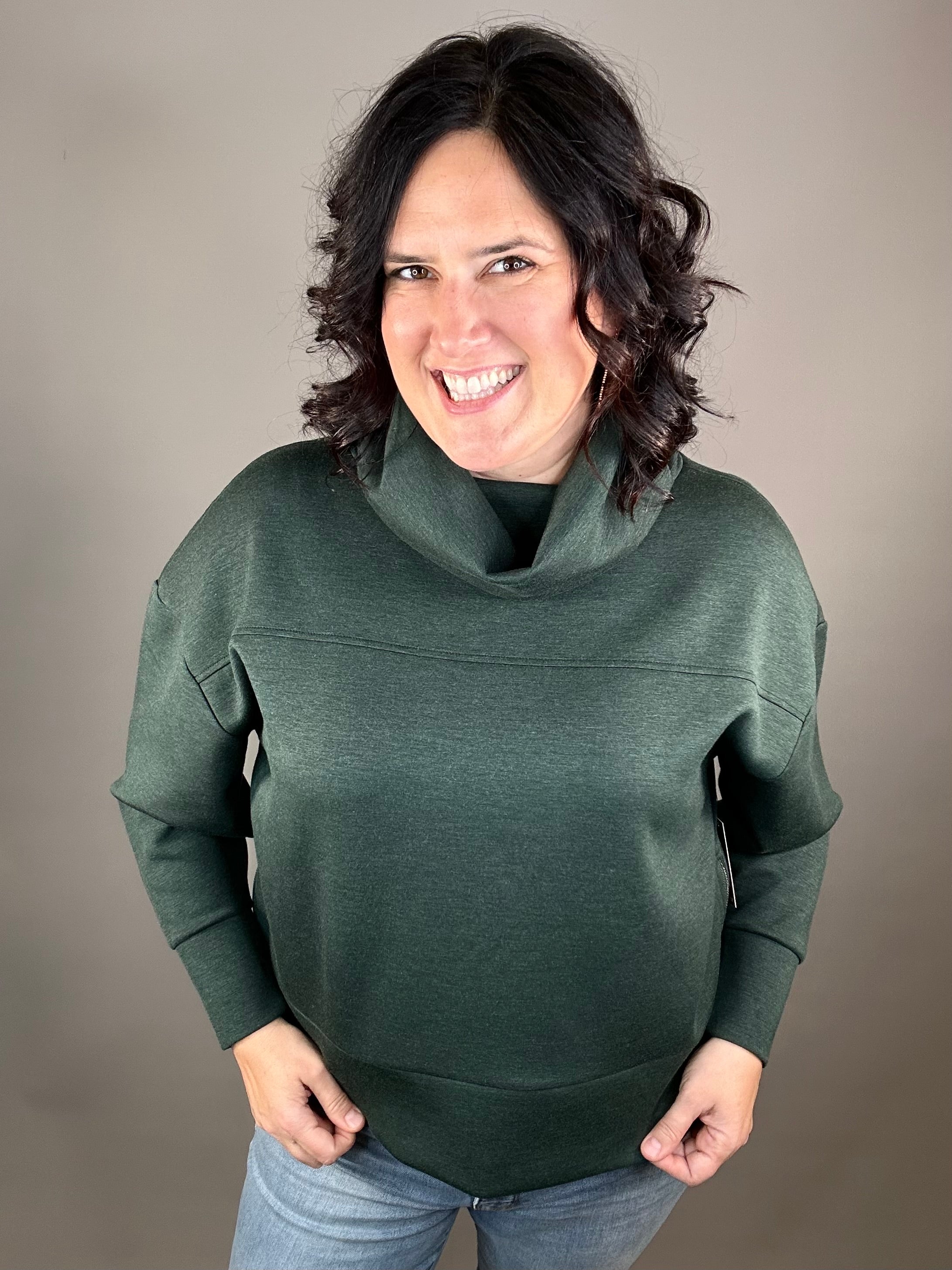 Pine Fillana Knit Pullover Top - Sweatshirt RD International