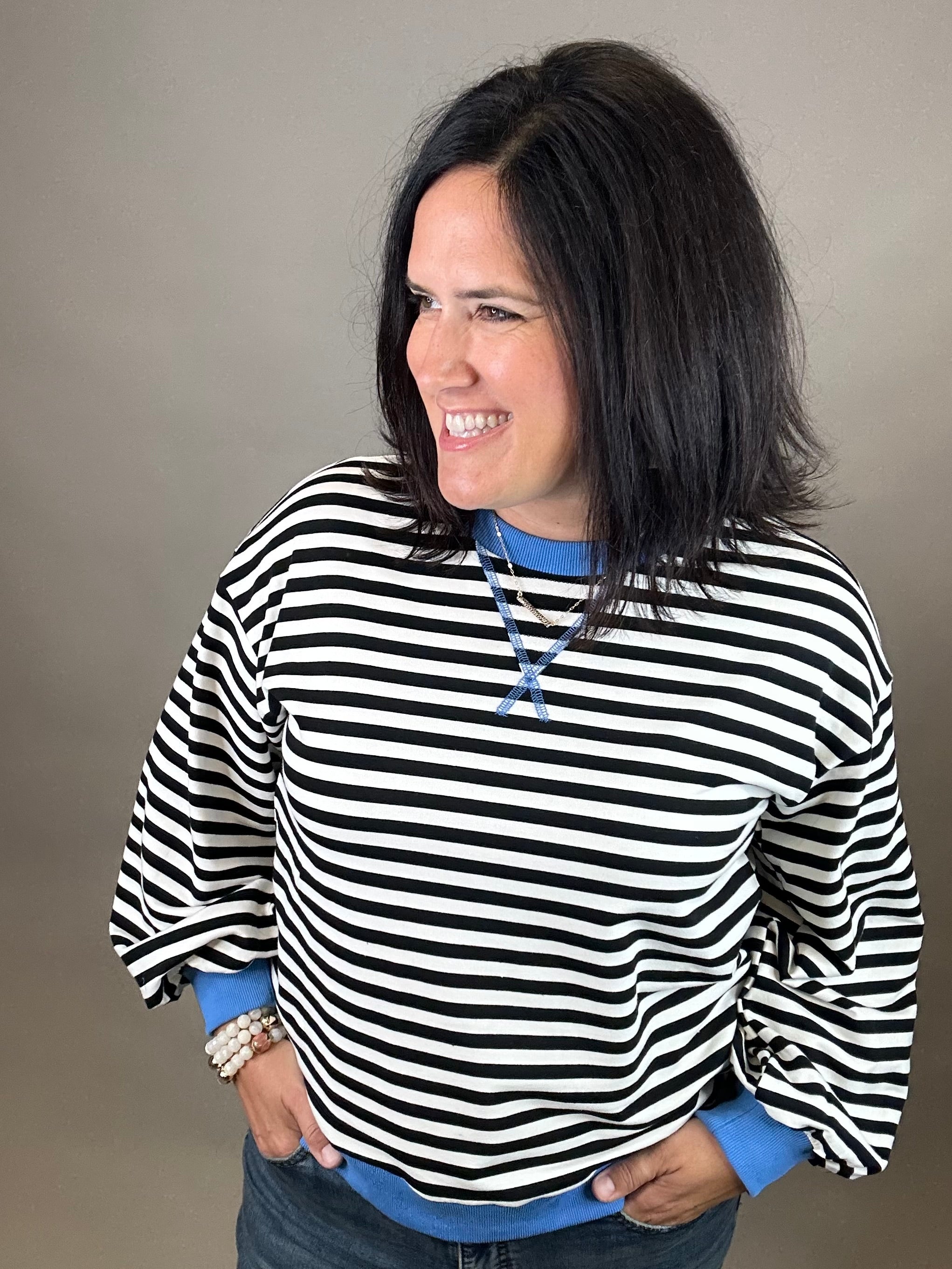 Ivory/Black Striped Sweatshirt Top- Sweatshirt JODIFL
