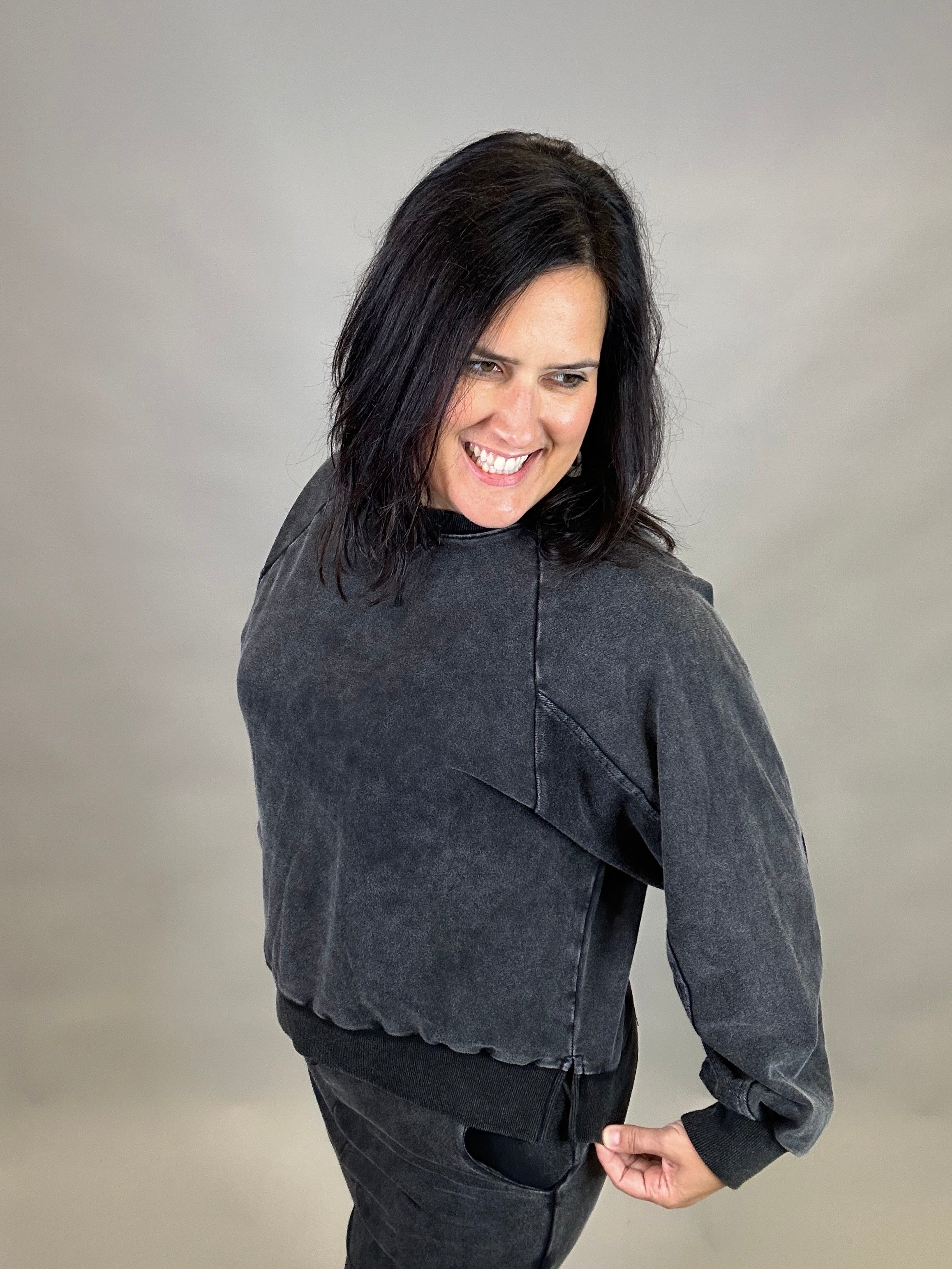 Washed Black Jogger Set Top - Sweatshirt JODIFL