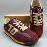 Jogger Sneaker in Wine/Gold-Back 70