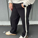 Black Faye Straight Leg Pant Bottoms - Pants KUT FROM THE KLOTH