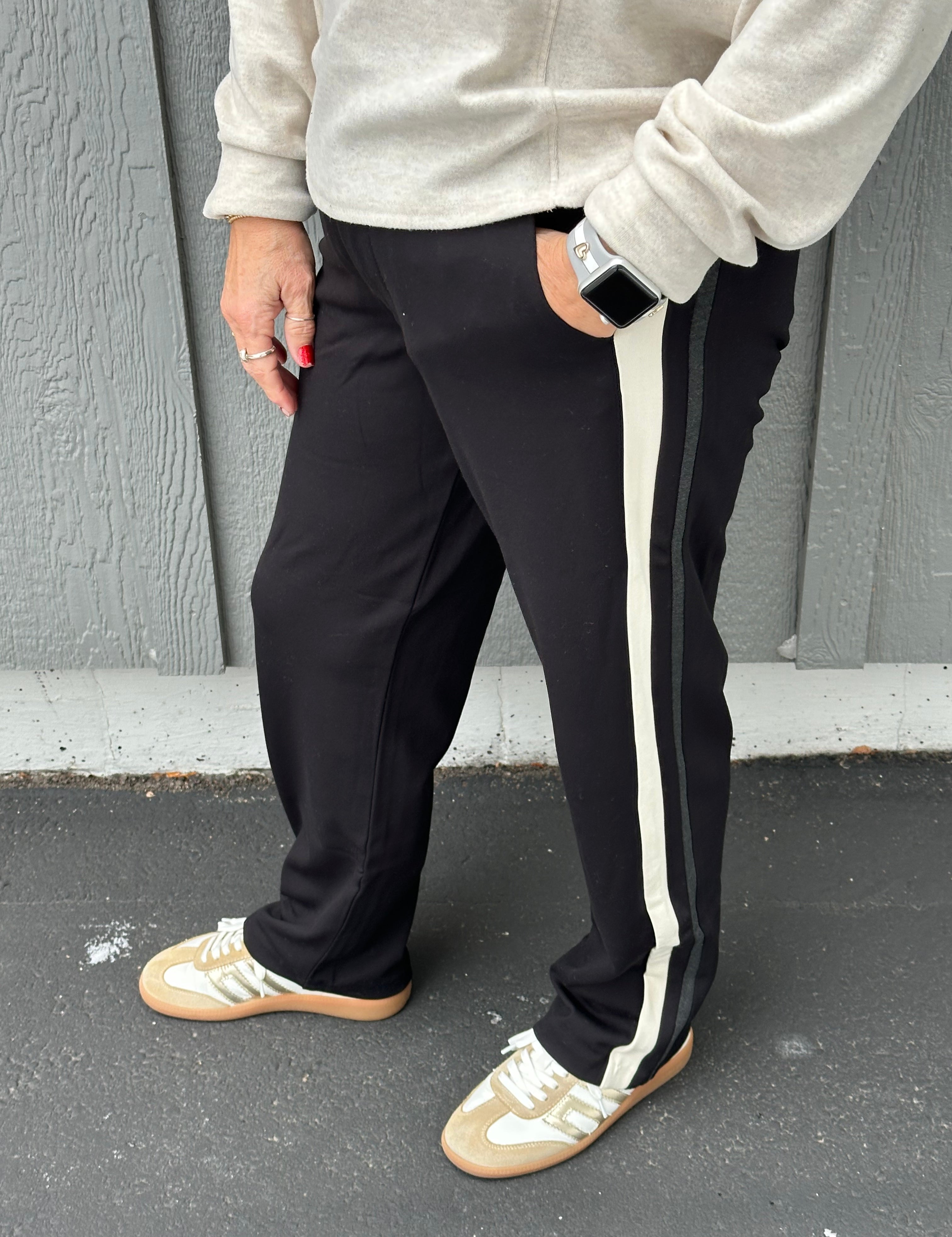 Black Faye Straight Leg Pant Bottoms - Pants KUT FROM THE KLOTH