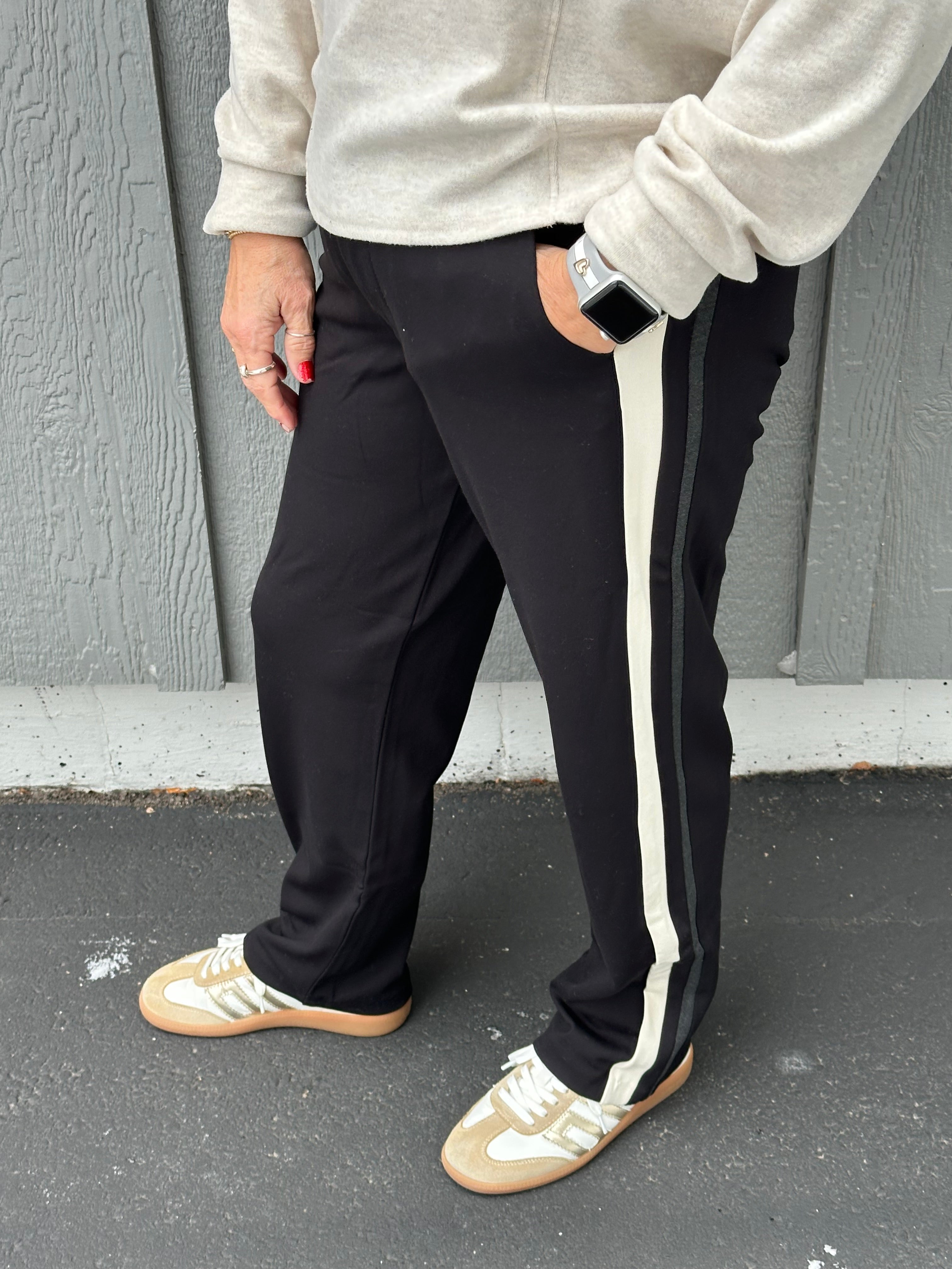 Black Faye Straight Leg Pant Bottoms - Pants KUT FROM THE KLOTH