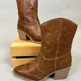 Tan Clorinda Boot