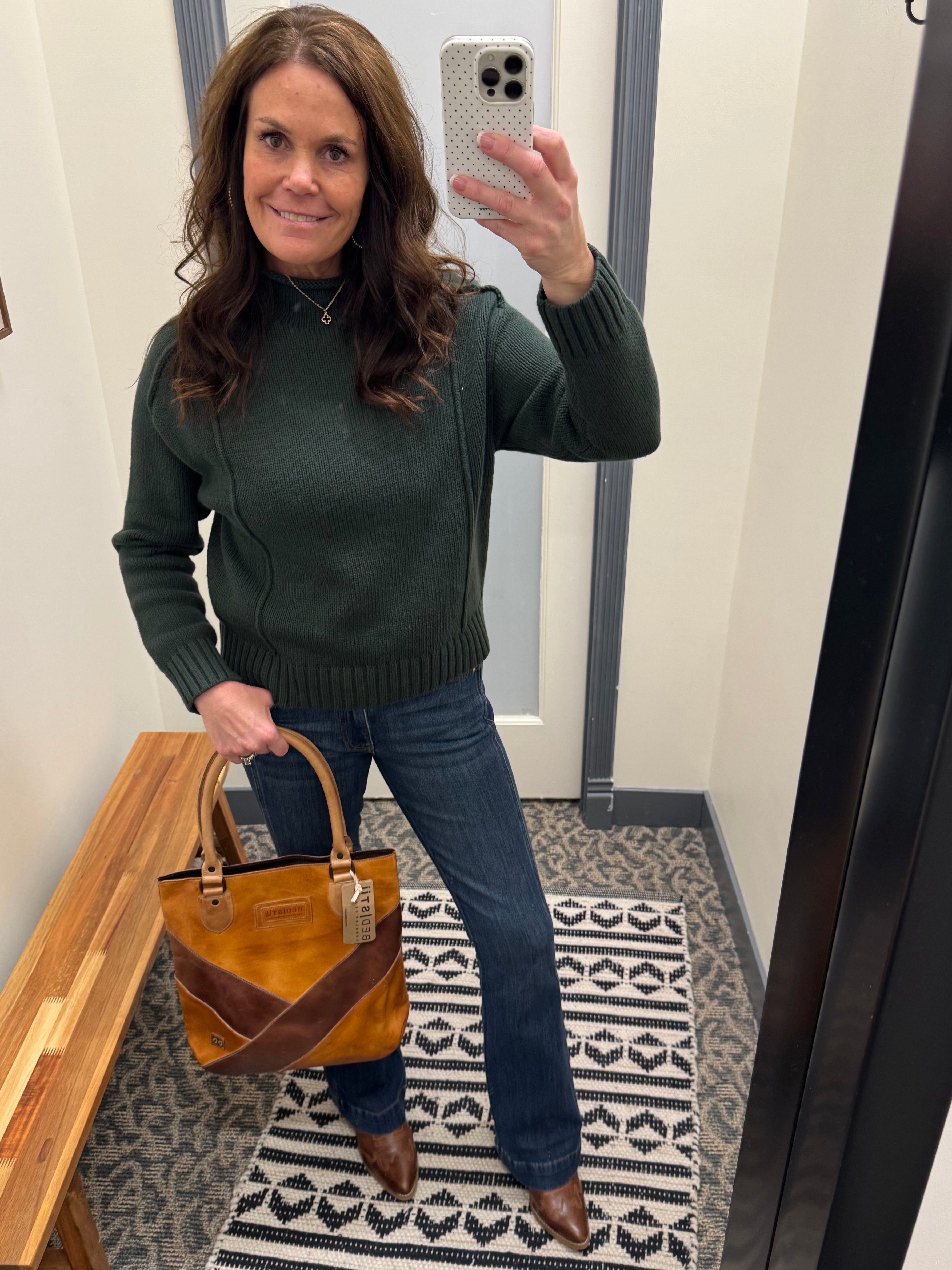 Green Goodwin Sweater Top - Sweater VELVET HEART