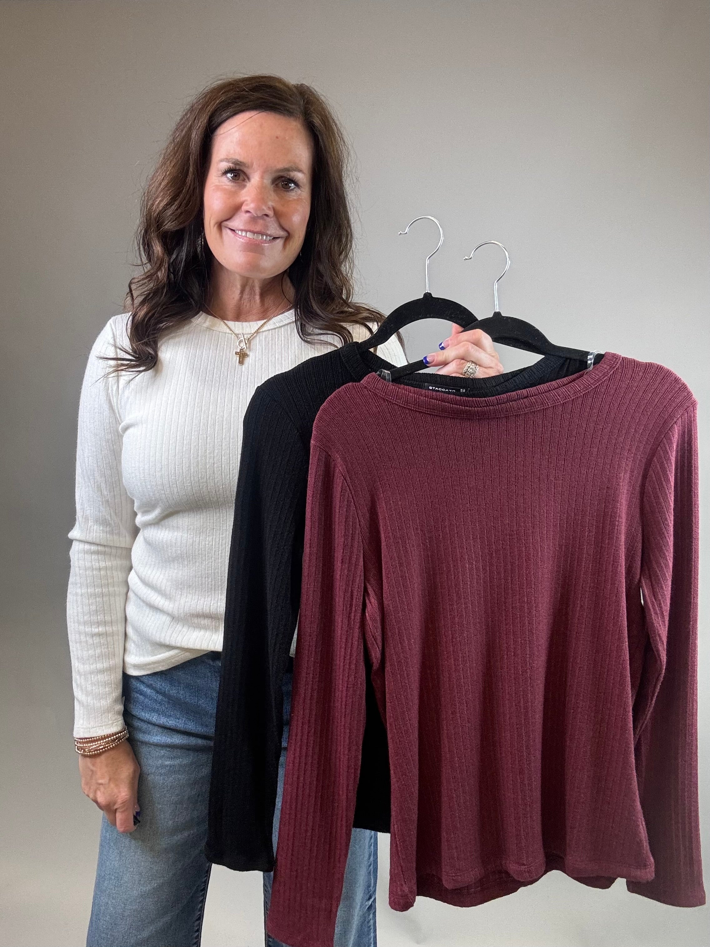 Burgundy Hacci Ribbed Knit Top Top - Sweater STACCATO