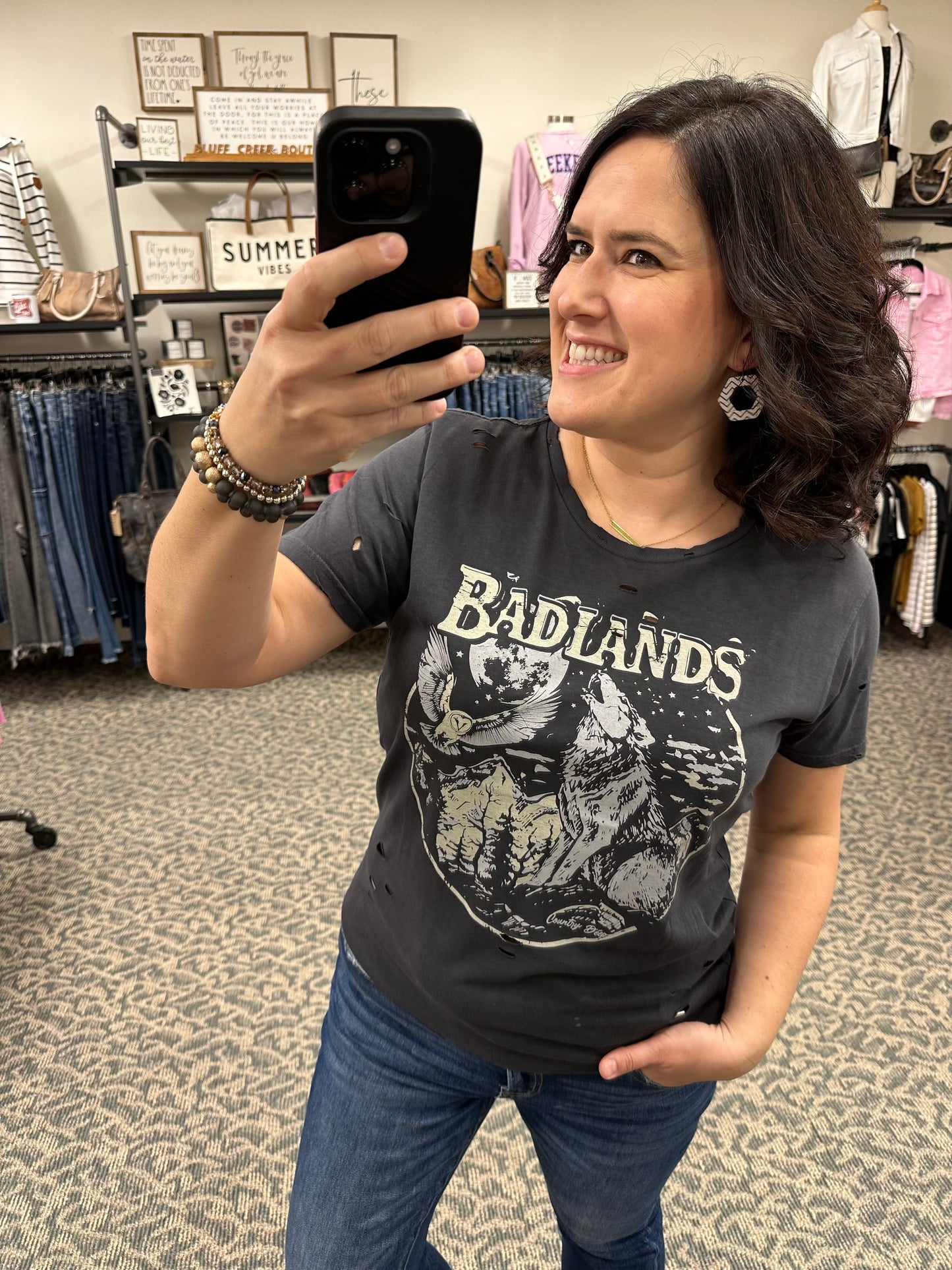 Badlands Wolf Distressed Tee