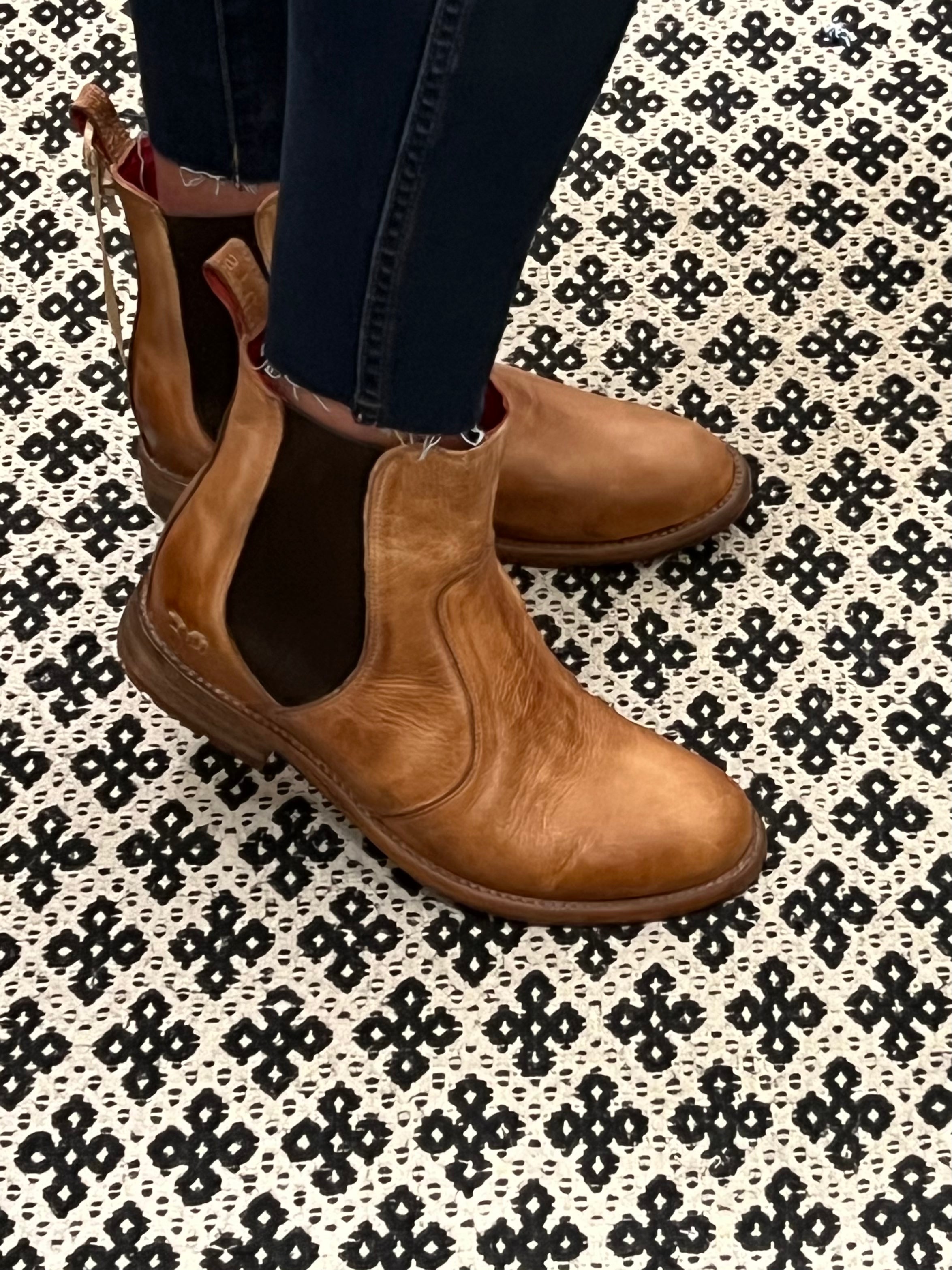 Nandi Tan Rustic (Bed Stu) Shoes- Boots & Booties BED STU