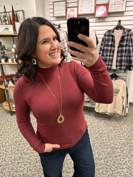 Maroon Ribbed Liz Top