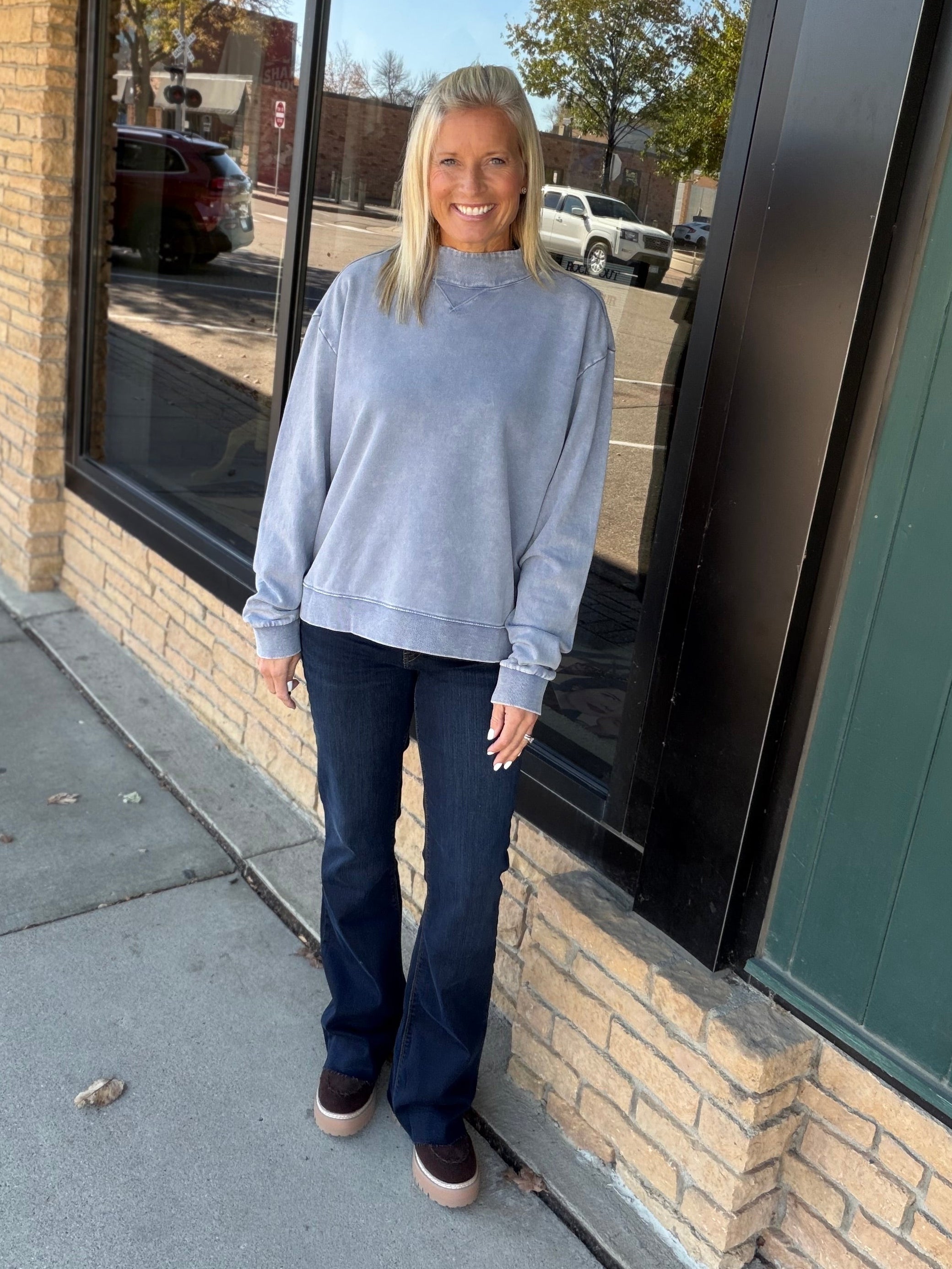 Rosemont Washed French Terry Mock Neck Top - Sweatshirt FLAG AND ANTHEM