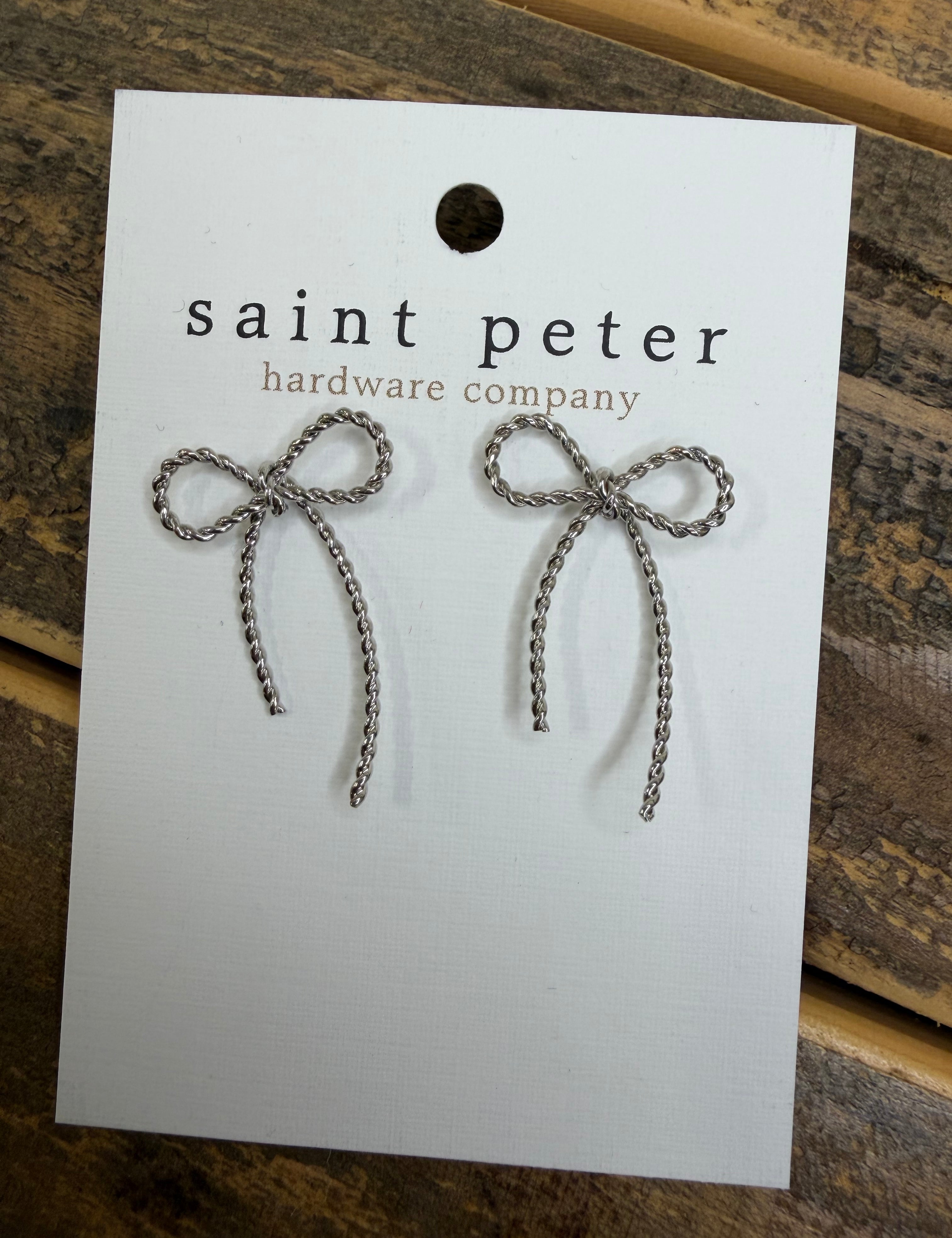 Medium Silver Bow Earrings Jewelry - Earrings St. Peter Hardware