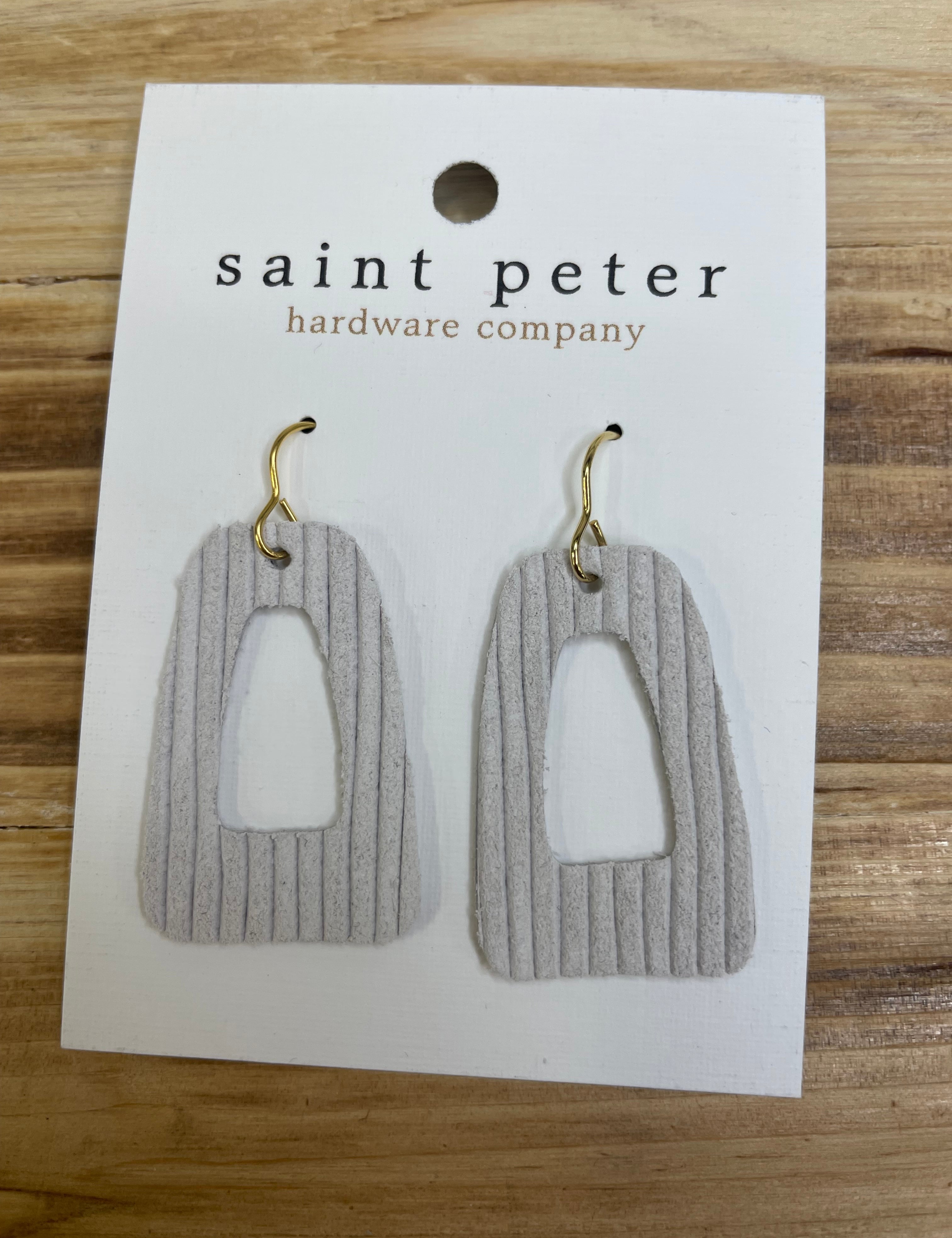 White Textured Earrings Jewelry - Earrings SAINT PETER HARDWARE