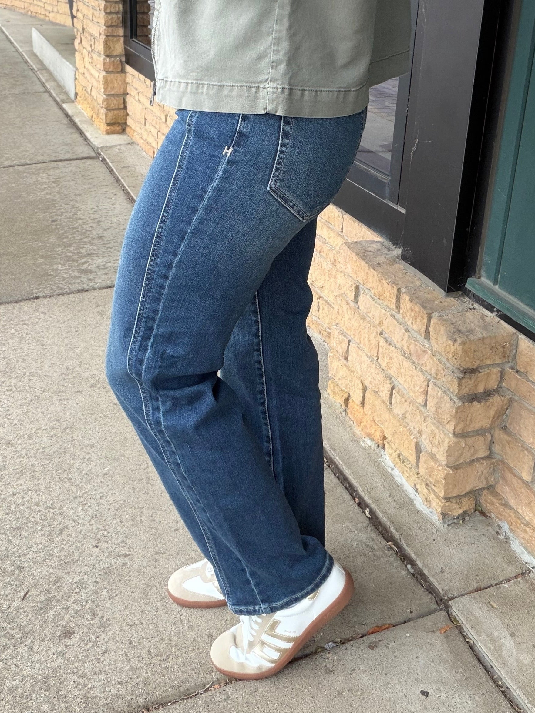 Ella Mid Rise Classic Straight - Hidden Bottom- Pants HIDDEN