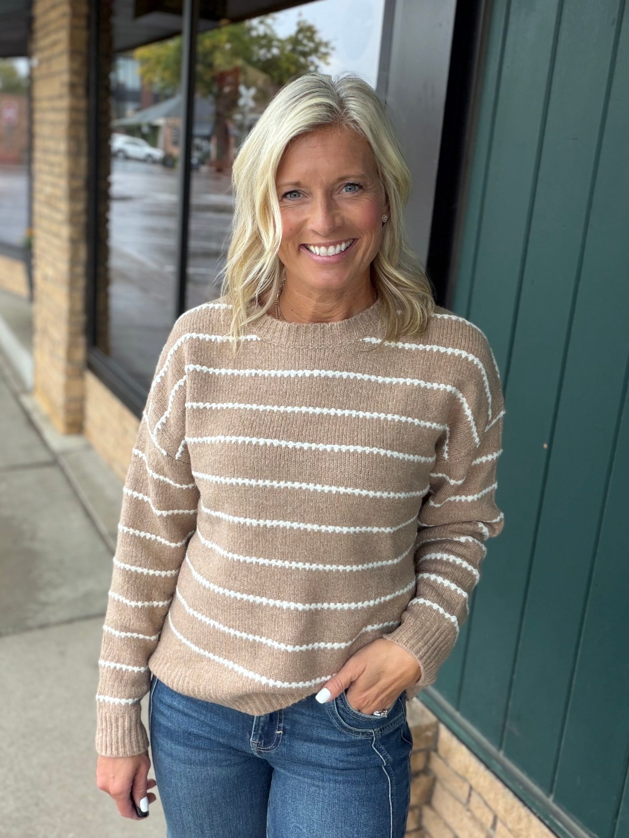 Latte Contrast Stripe Sweater Top - Sweater IN FEBRUARY