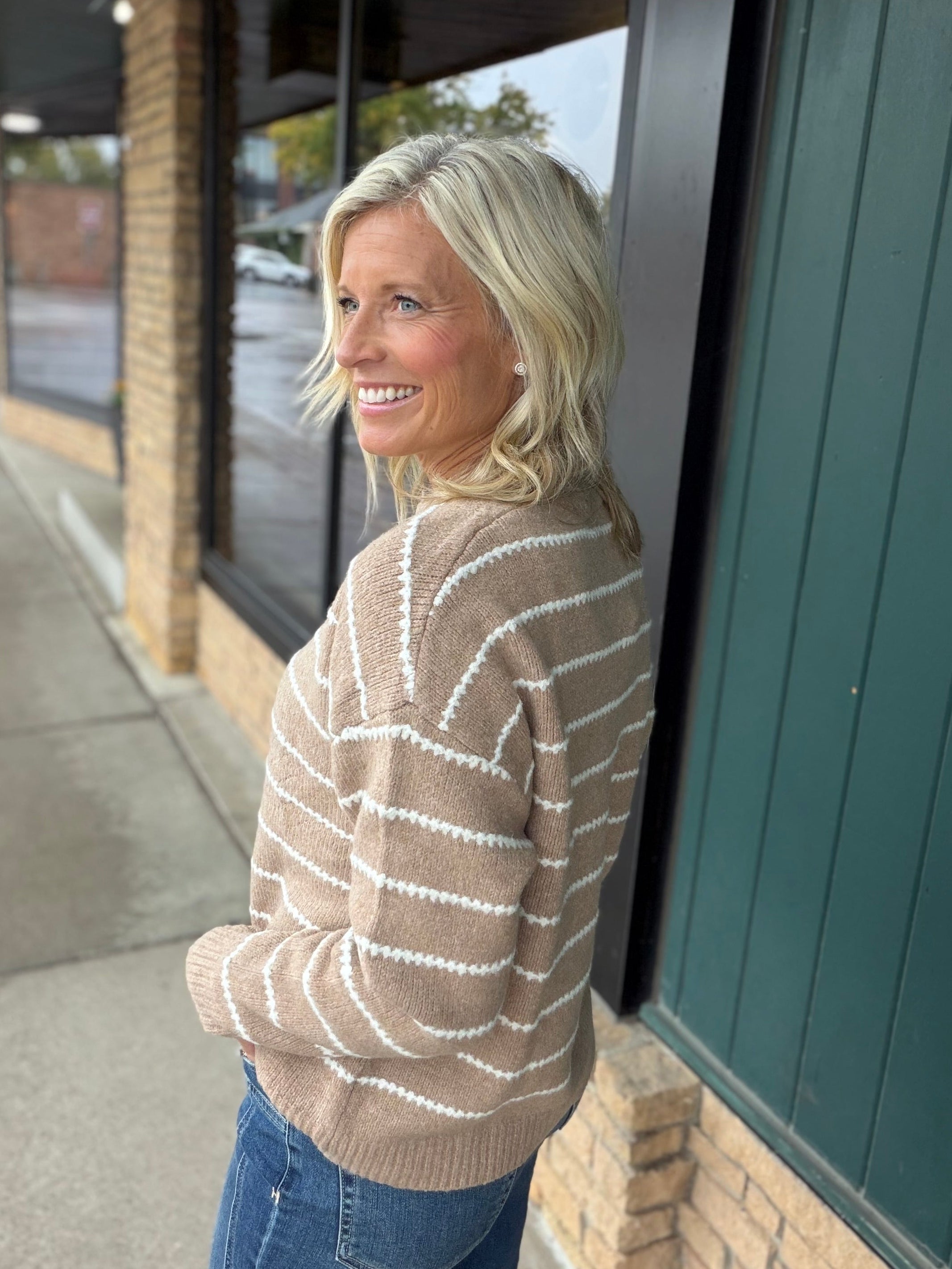Latte Contrast Stripe Sweater Top - Sweater IN FEBRUARY