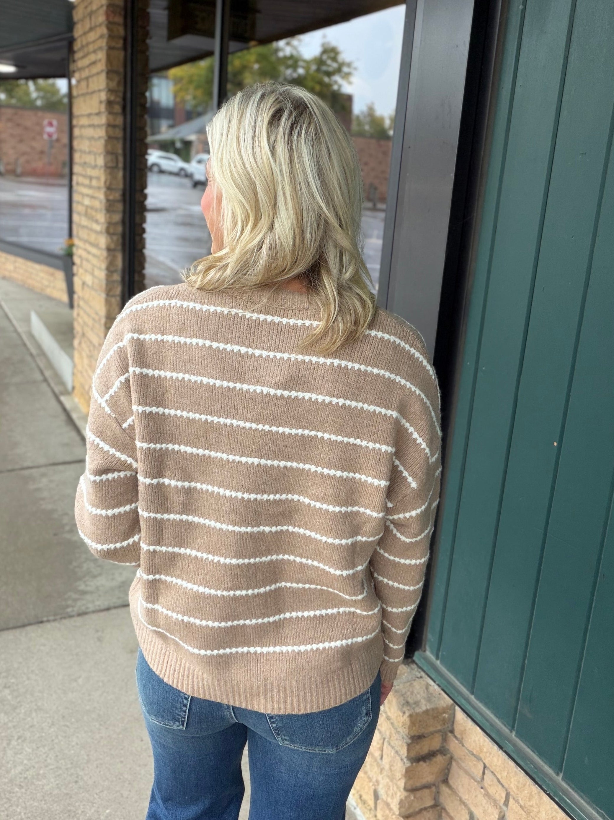 Latte Contrast Stripe Sweater Top - Sweater IN FEBRUARY