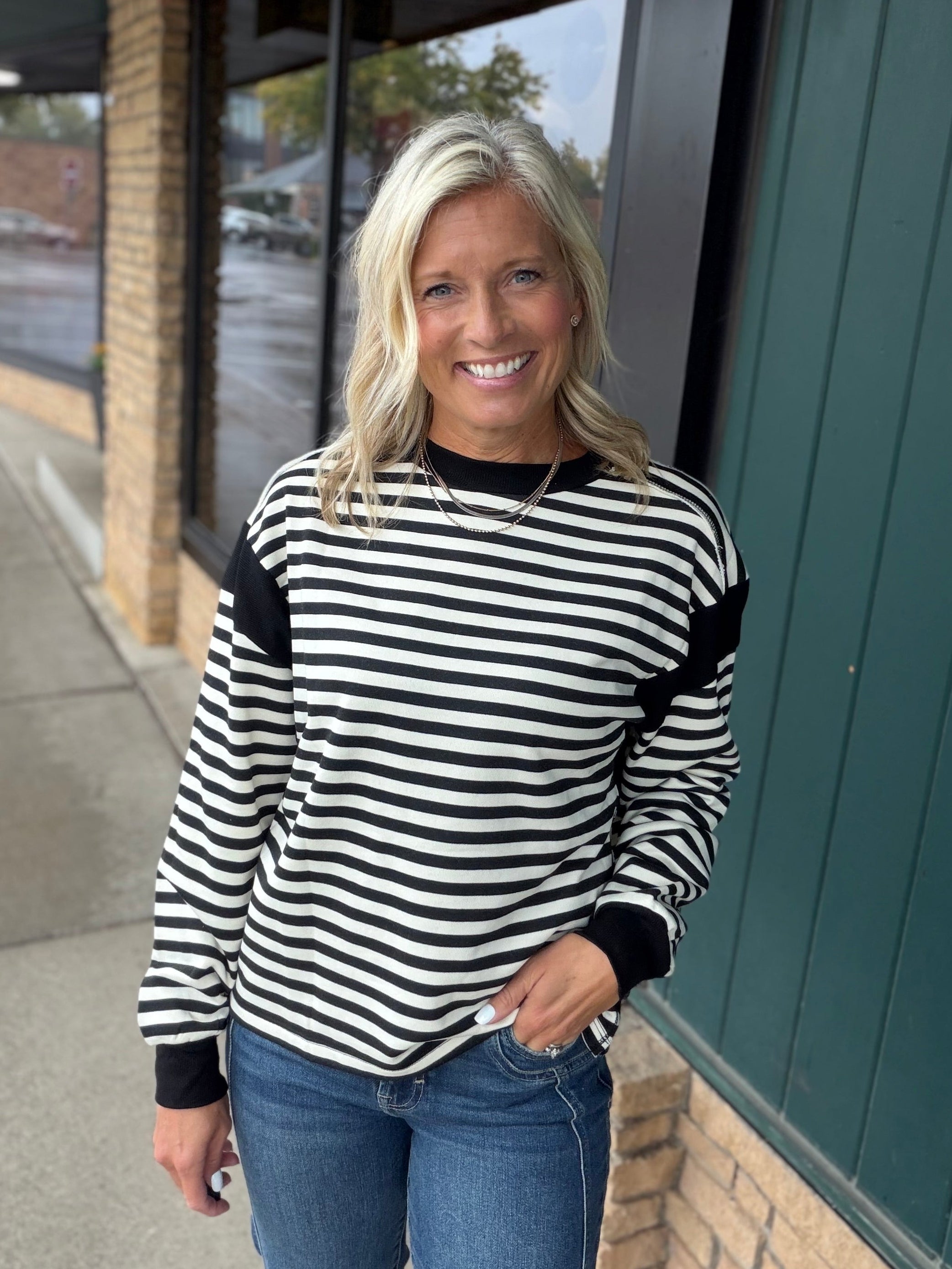Black Stripe Contrast Panel Top Top- Sweatshirt DOE & RAE