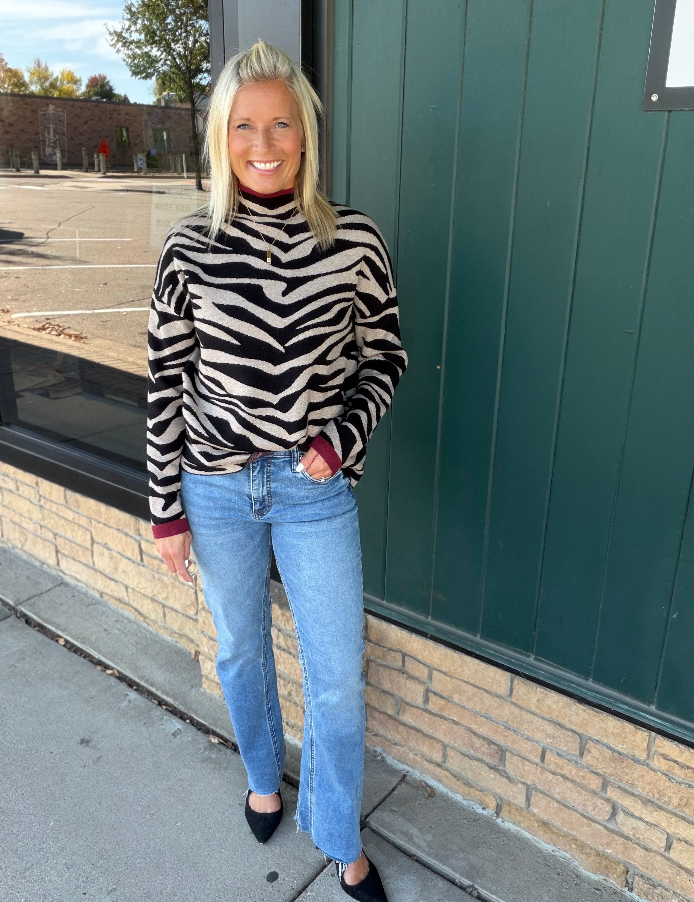Beige & Black Zebra Print Sweater Top - Sweater THML