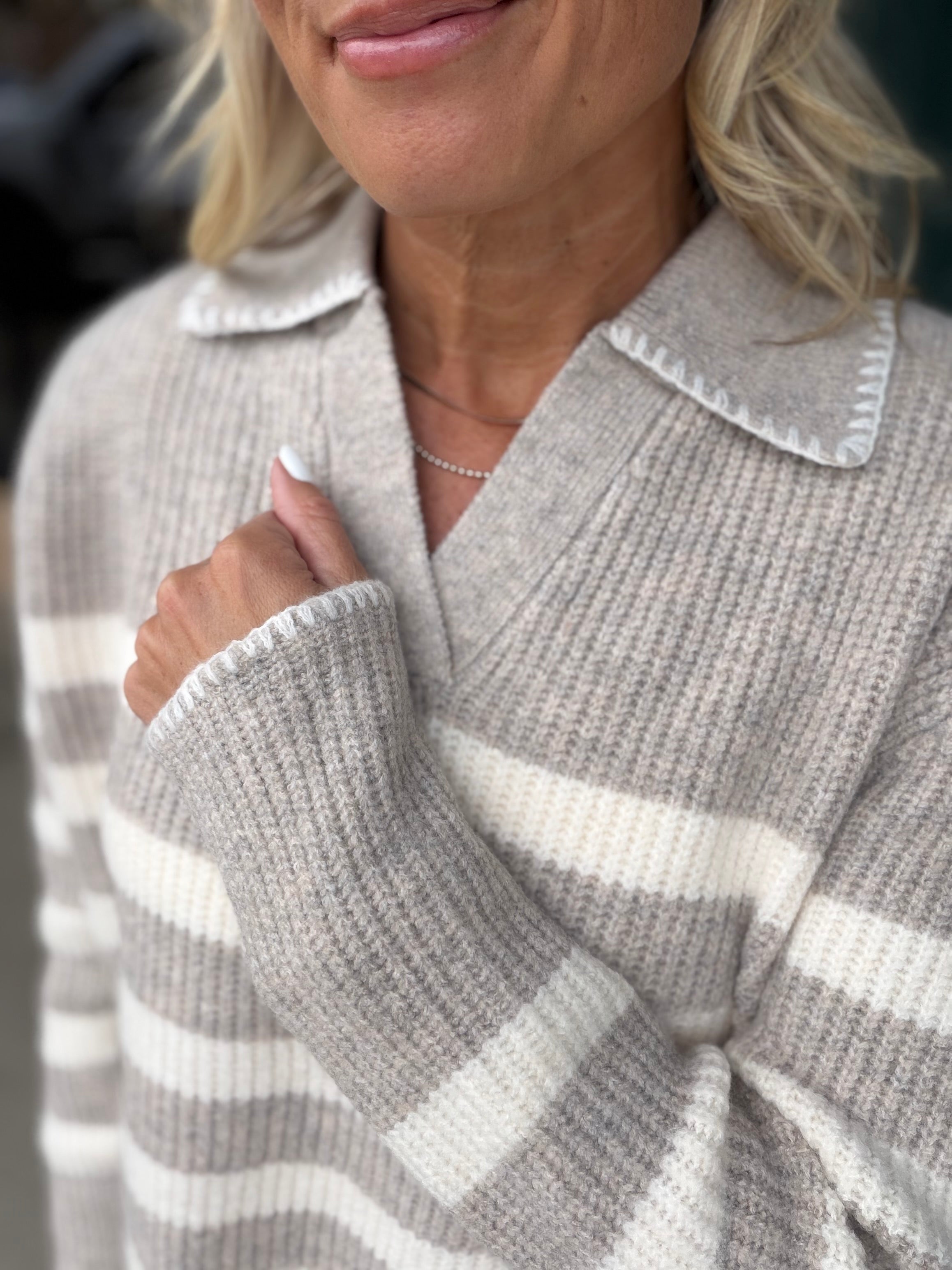 Striped Stitch Detail Collar Sweater Top - Sweater Mable