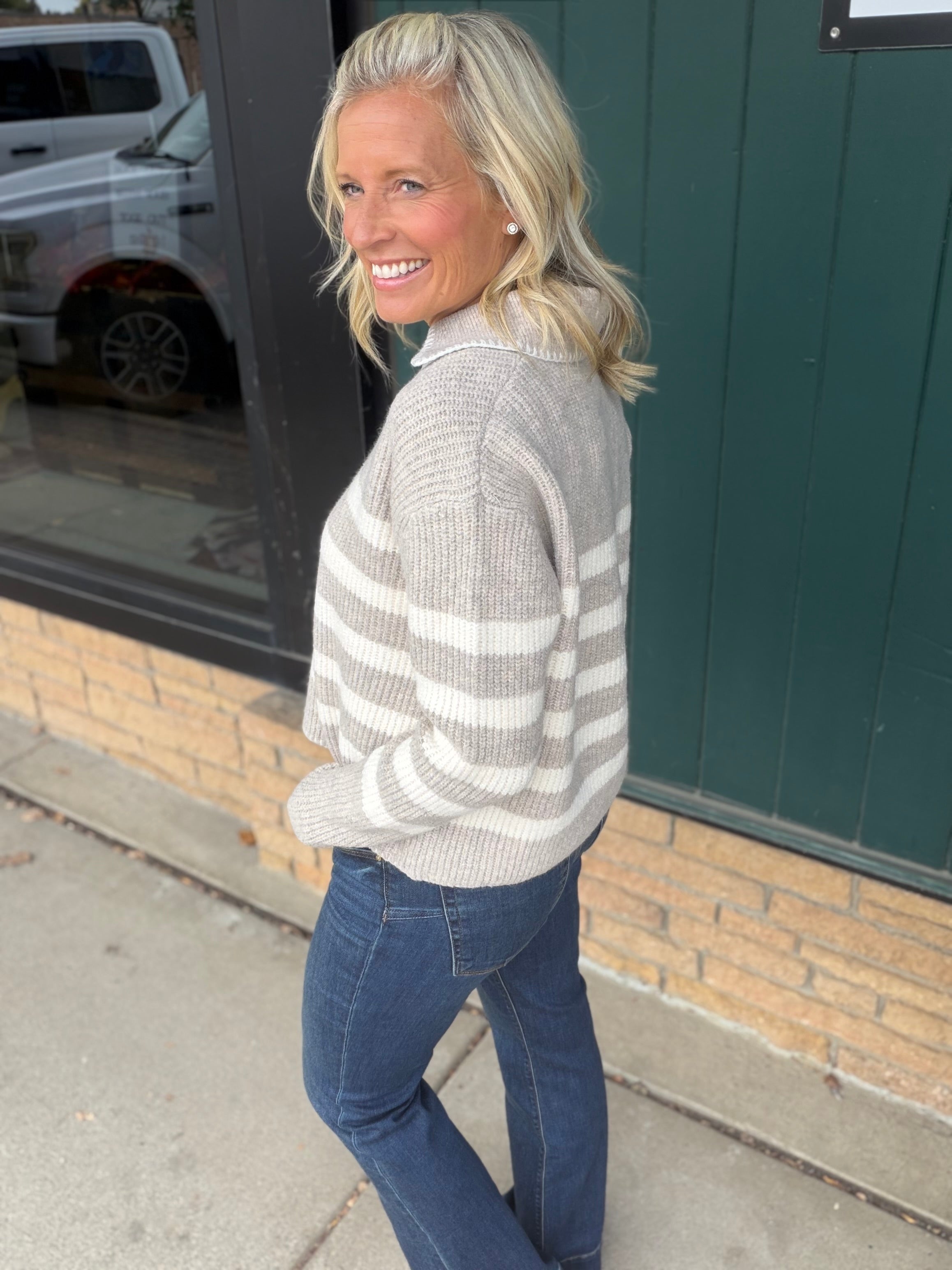 Striped Stitch Detail Collar Sweater Top - Sweater Mable