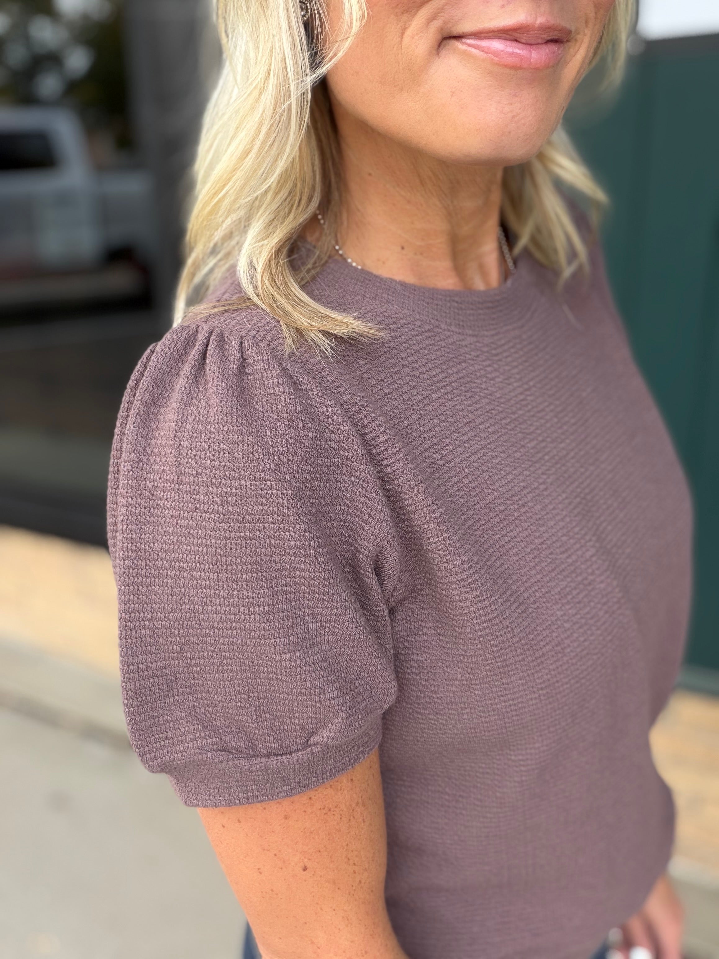 Brown Round Neck Cloud Knit Top Top - Tee TRES BIEN