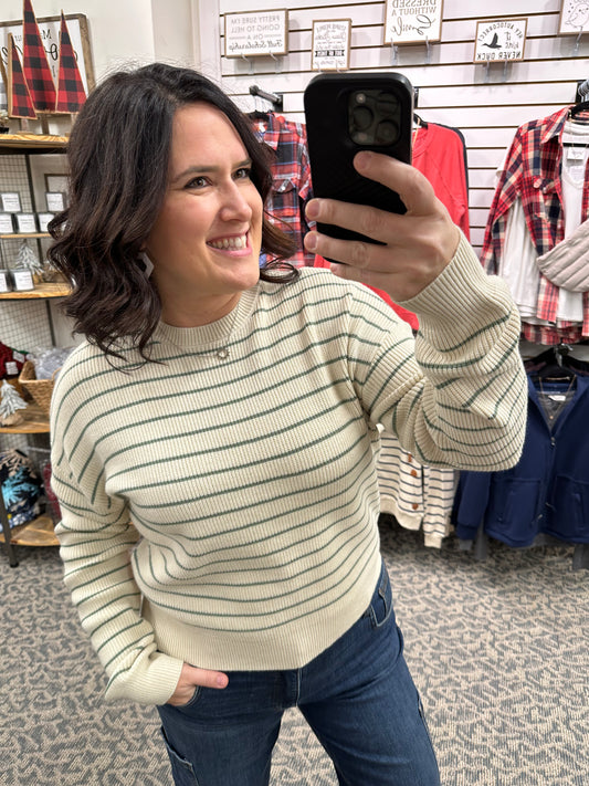 Sage Stripe Ely Sweater
Brand: Thread & Supply
Soft - squishy- comfortable relaxed fit