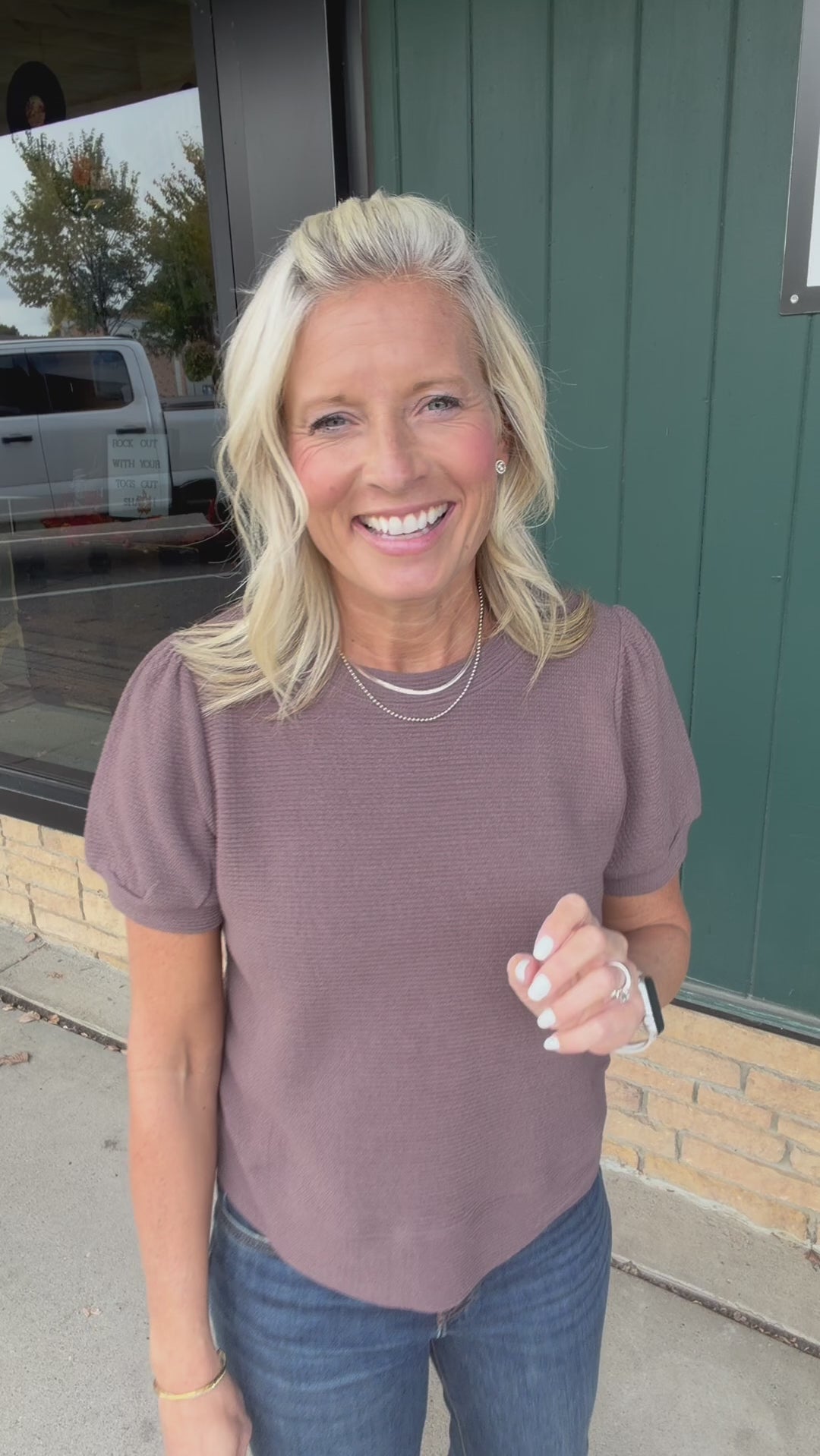 Brown Round Neck Cloud Knit Top Top - Tee TRES BIEN