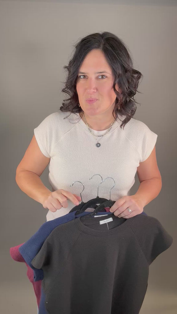 Navy Cloudy Knit Top Top - Tee TRES BIEN