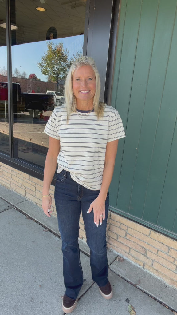 Ana High Rise Flare - Wave Wash Bottom- Jeans KUT FROM THE KLOTH