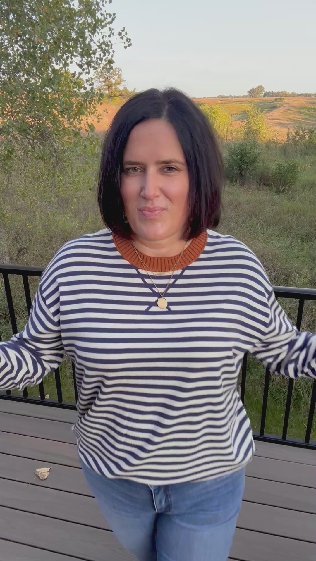 Navy Sand Stripe Contrast Collar Sweater Top - Sweater TRES BIEN