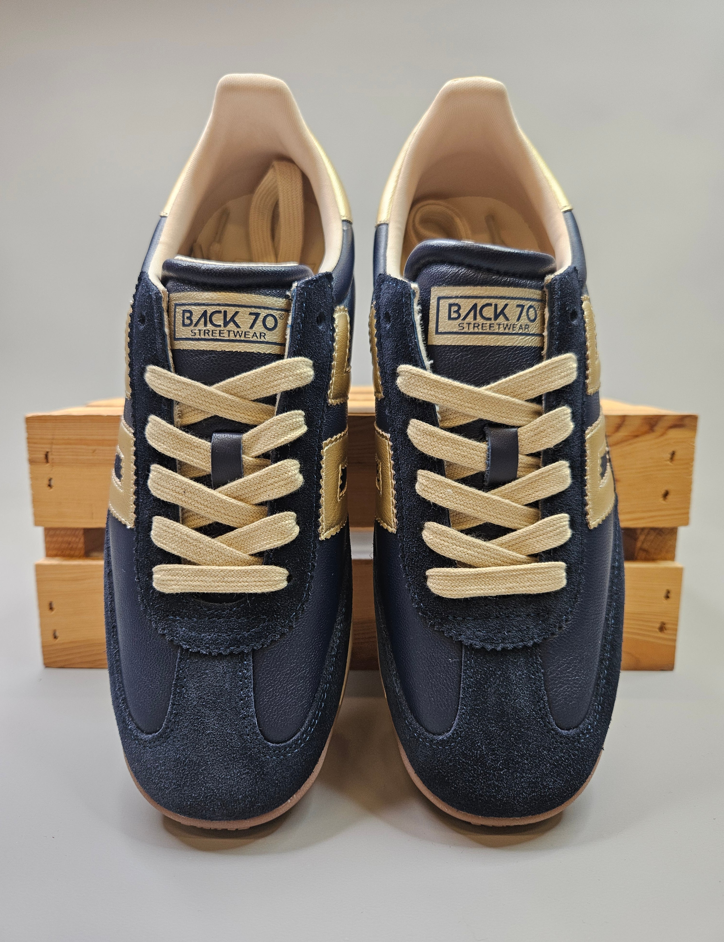 Jogger- Navy Gold Sneaker Shoes - Sneaker Back 70