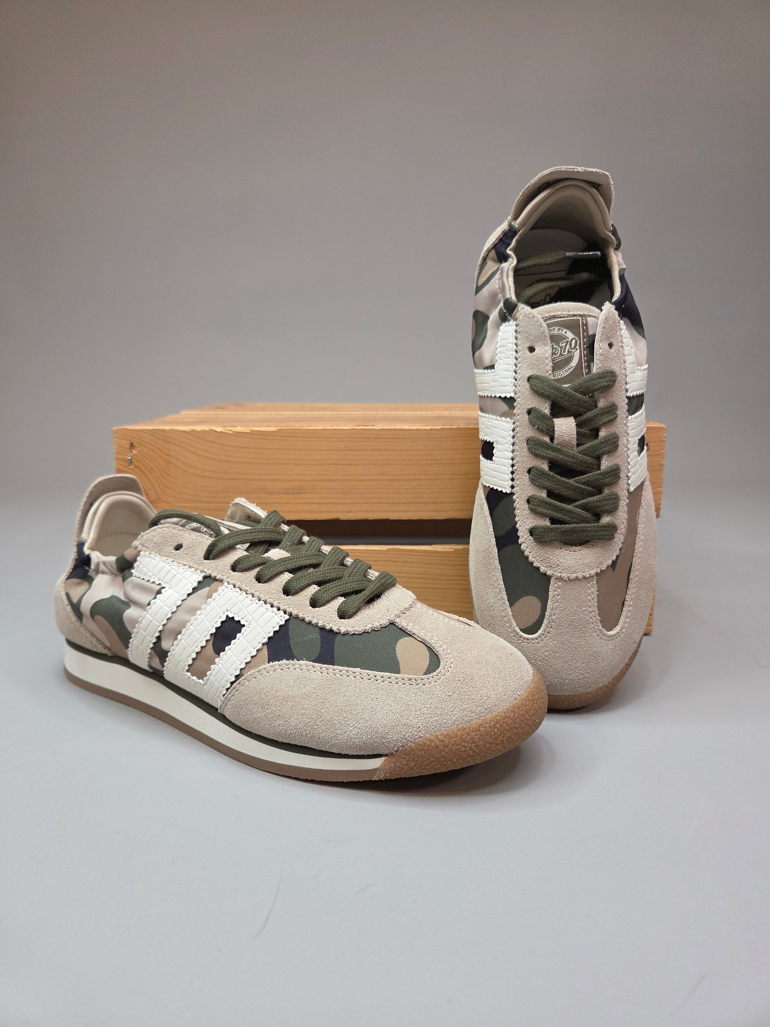 ROCKET- Camo Beige Sneaker