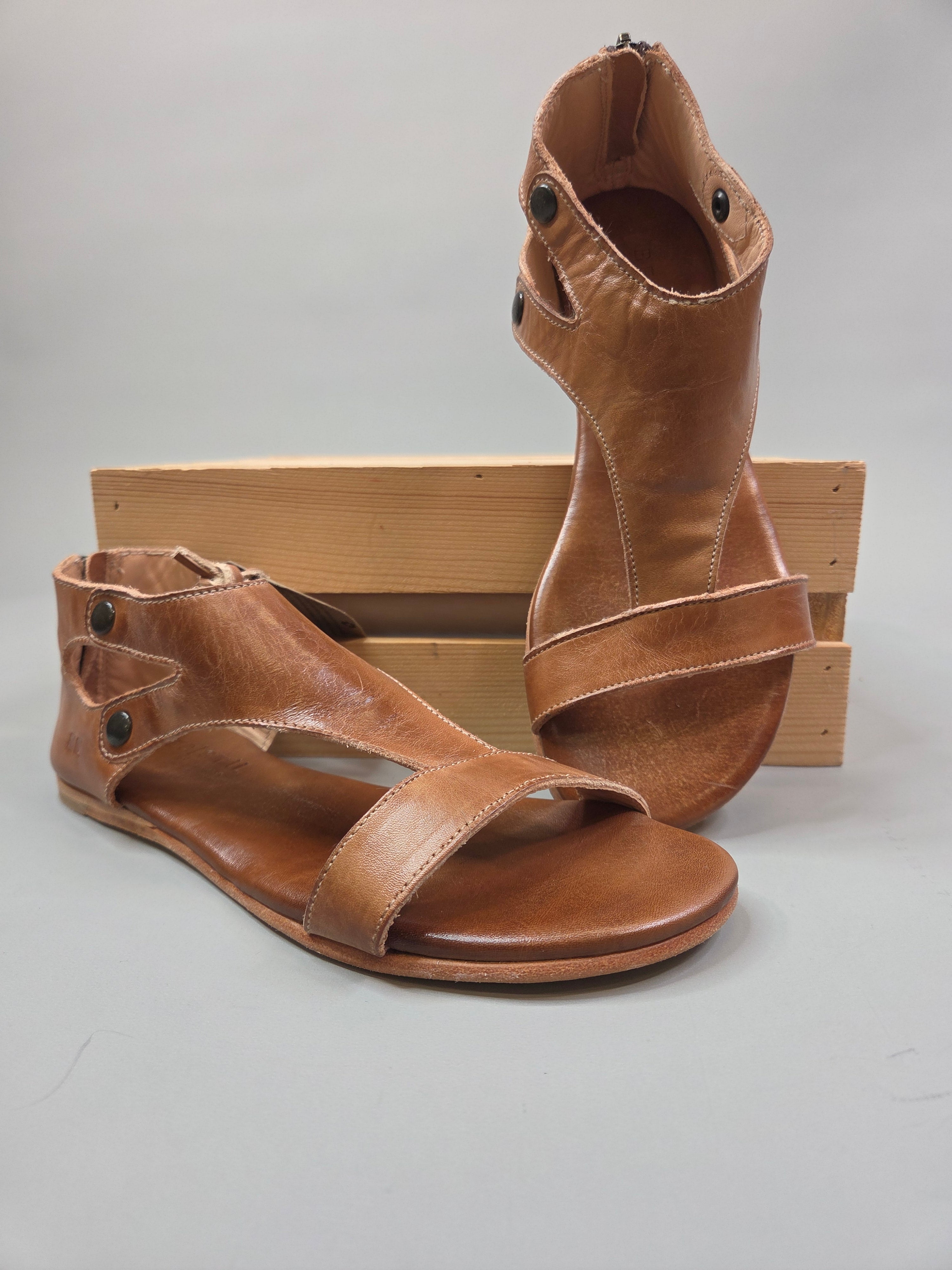 Soto Tan Rustic Shoes- Sandals BED STU