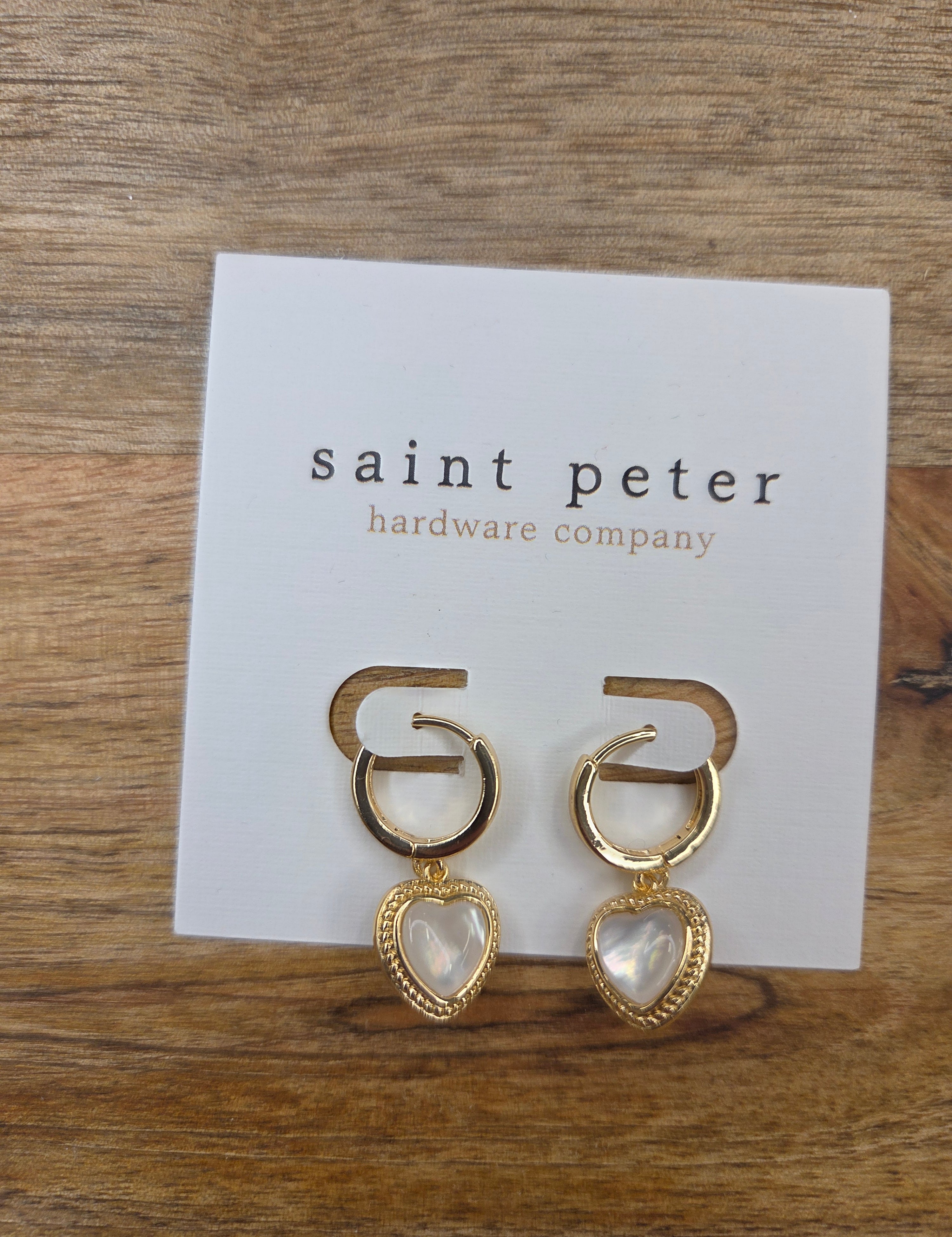 Mother of Pearl Heart Dangle Earring Jewelry - Earrings St. Peter Hardware