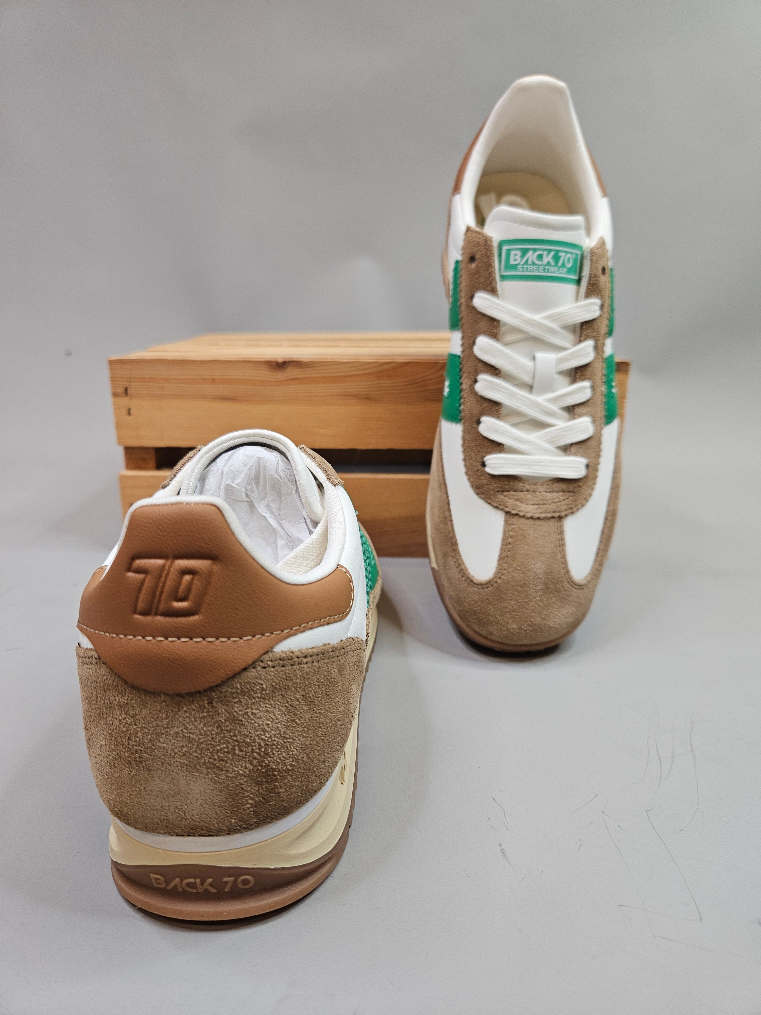 Jogger- White Camel Green Sneaker Shoes - Sneaker Back 70