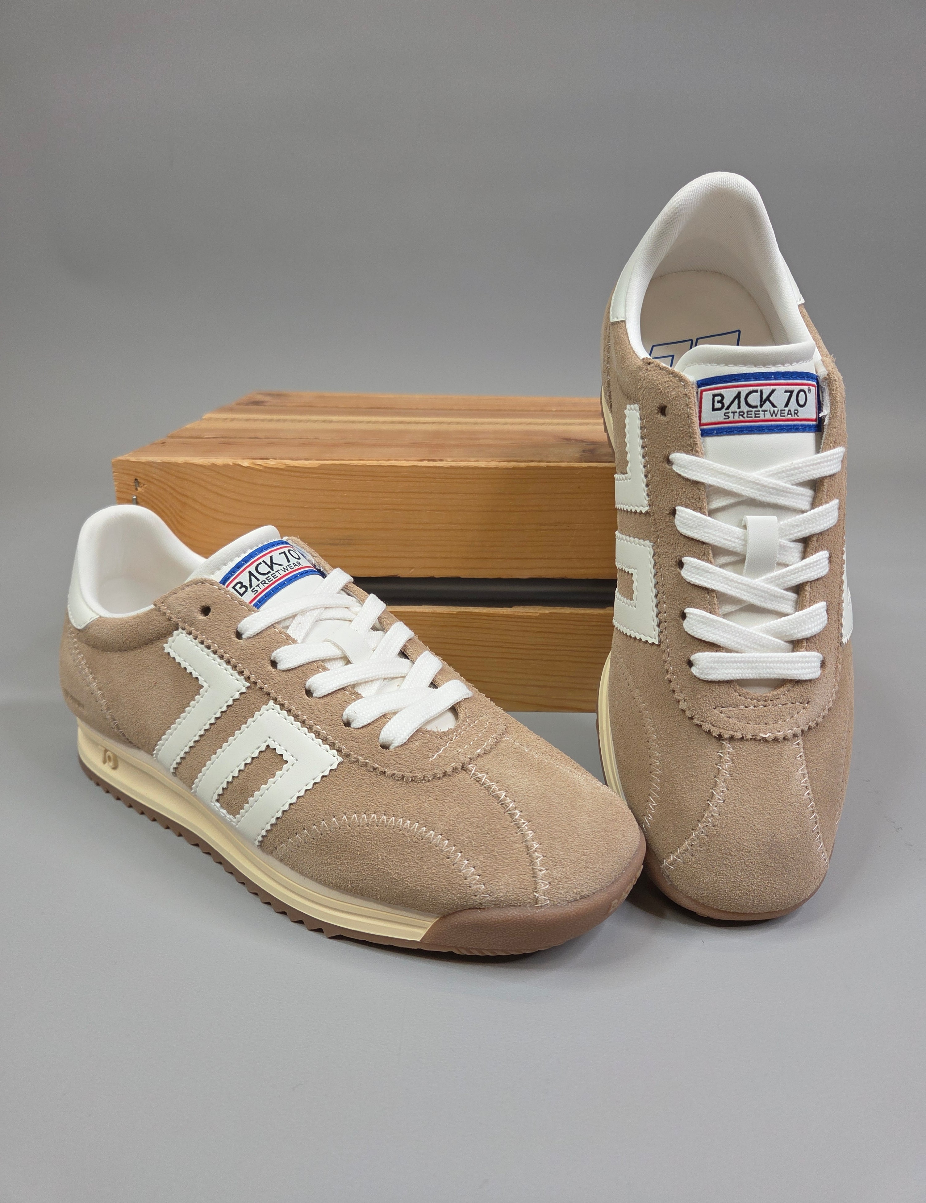 RUNNER- Tan Sneaker Shoes - Sneaker Back 70