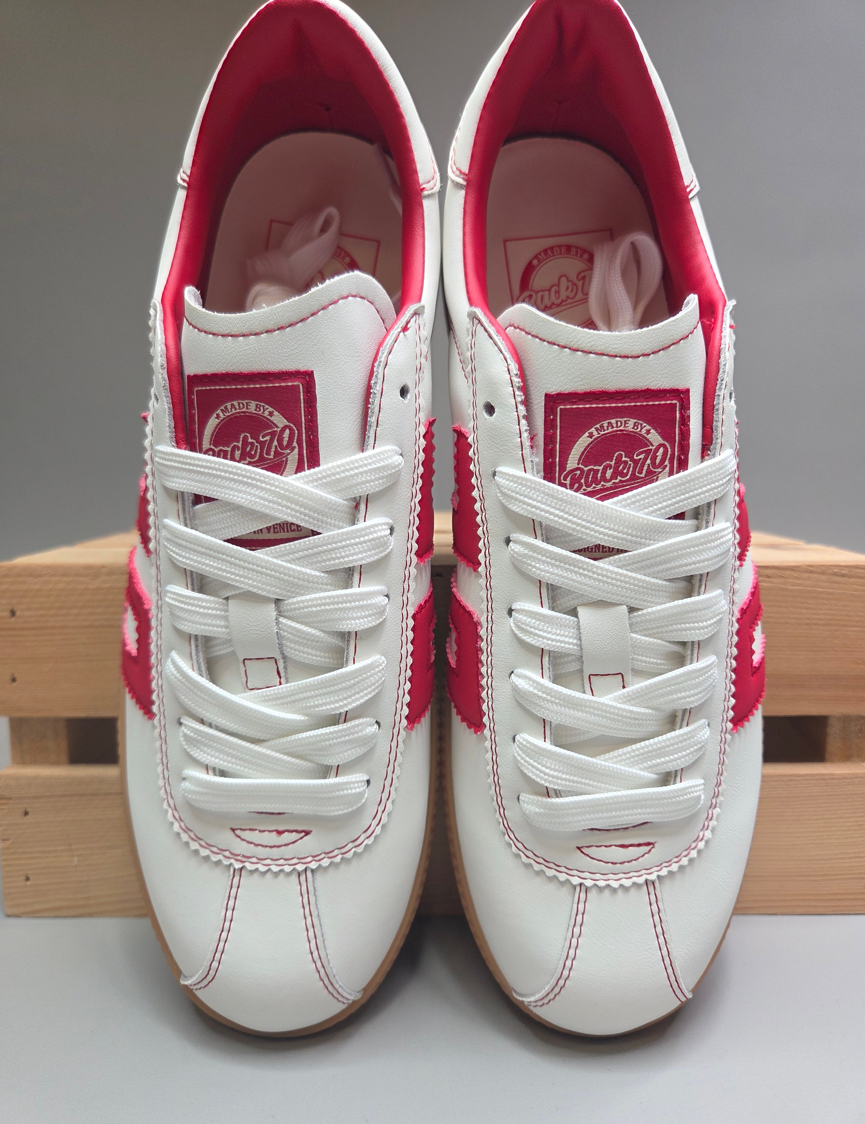 Shelly White/Red Sneaker - Back 70 Shoes - Sneaker Back 70