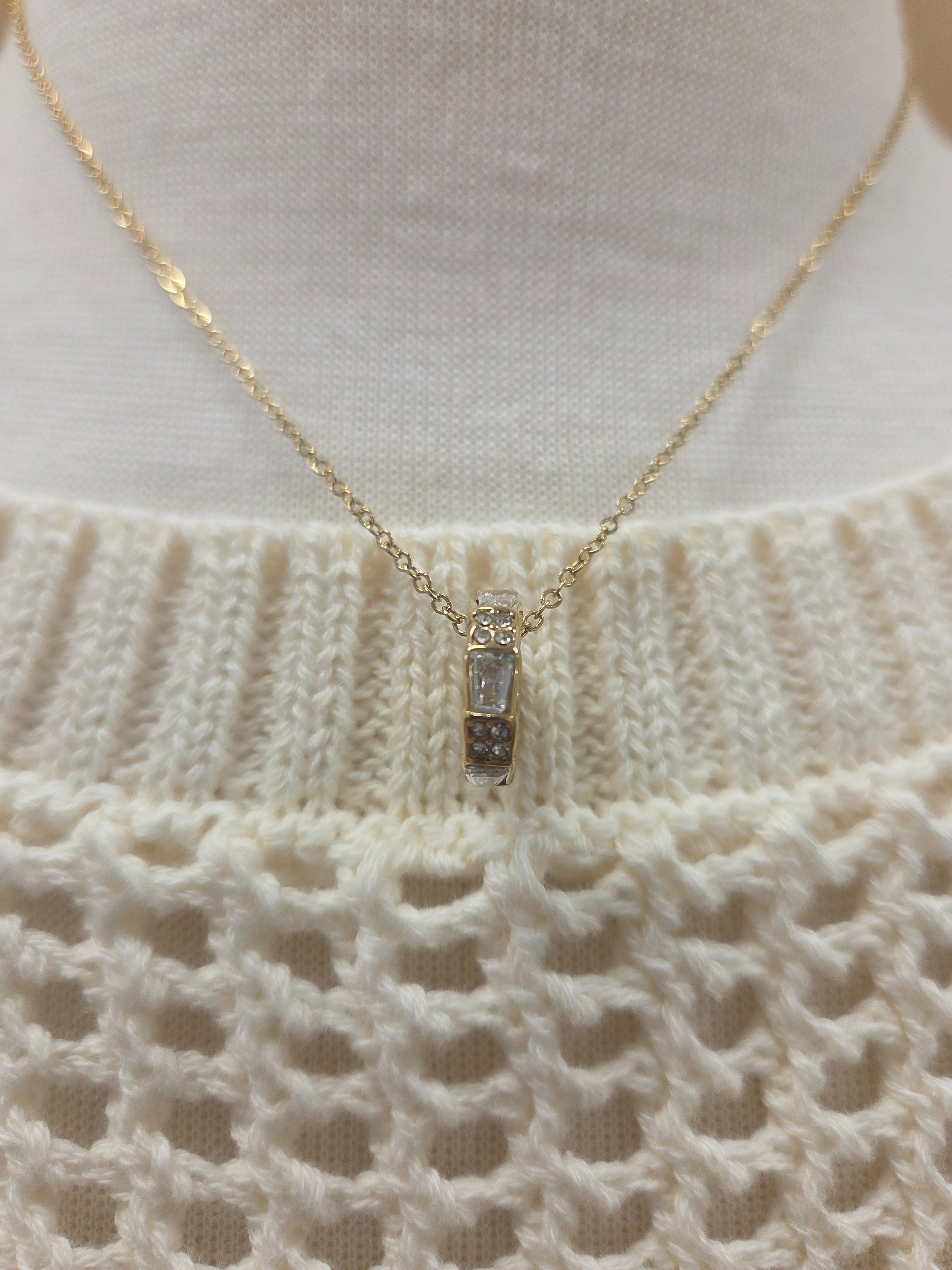 Luxe Gold Open Circle Necklace Jewelry- Necklace PANACHE