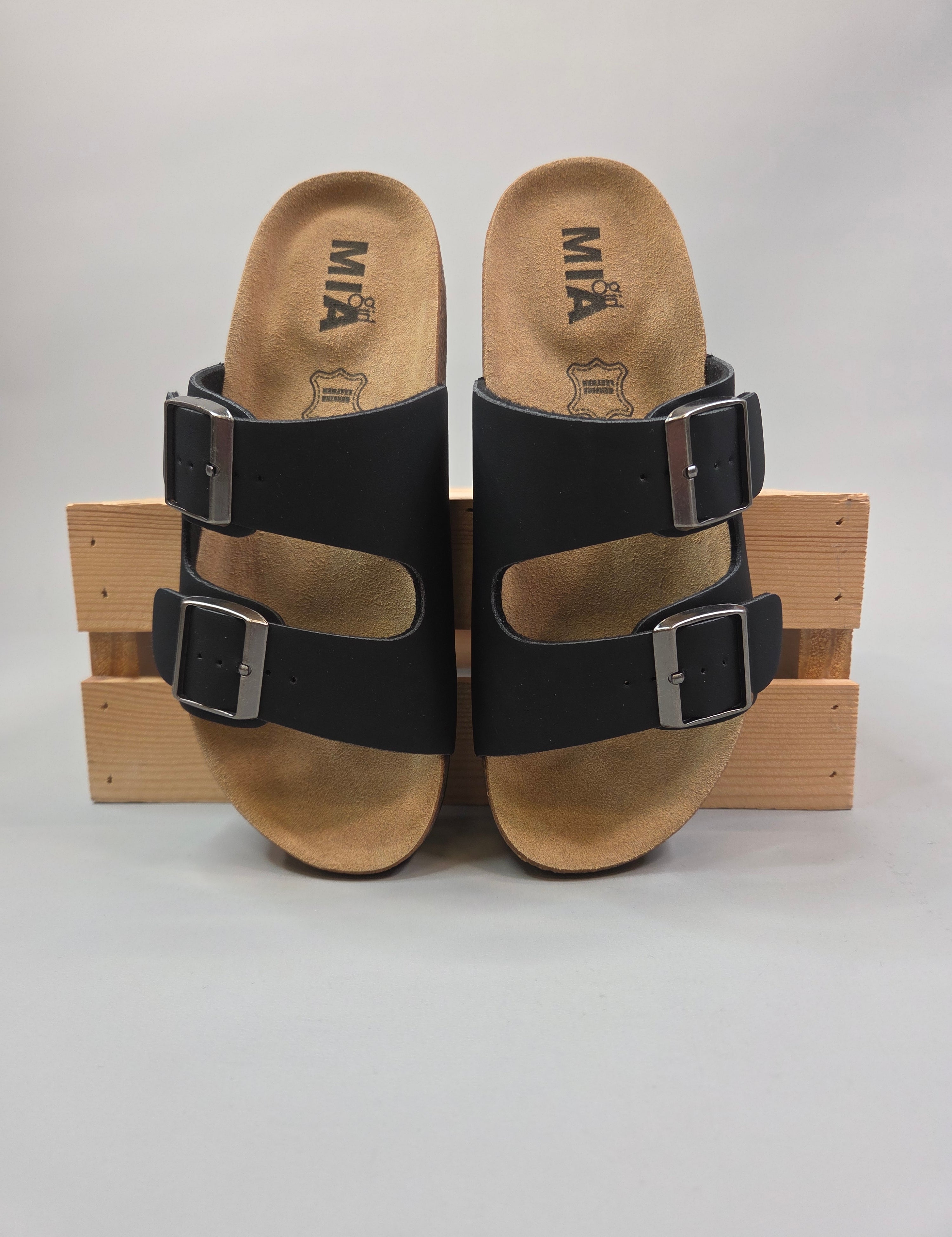Black Ninah Sandals Shoes- Sandals MIA