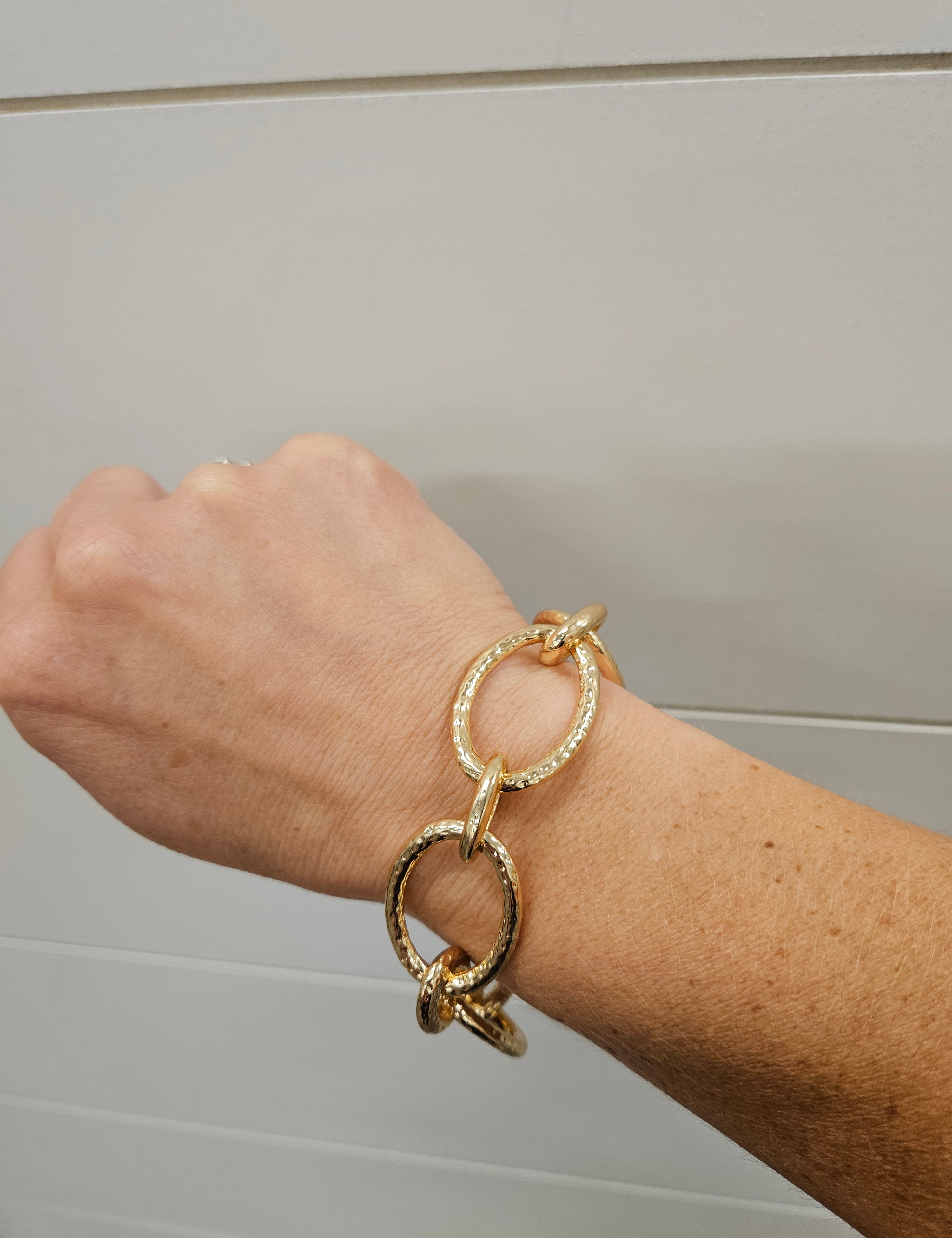 Gold Hammered Open Circle Bracelet Jewelry- Bracelet WHAT'S HOT