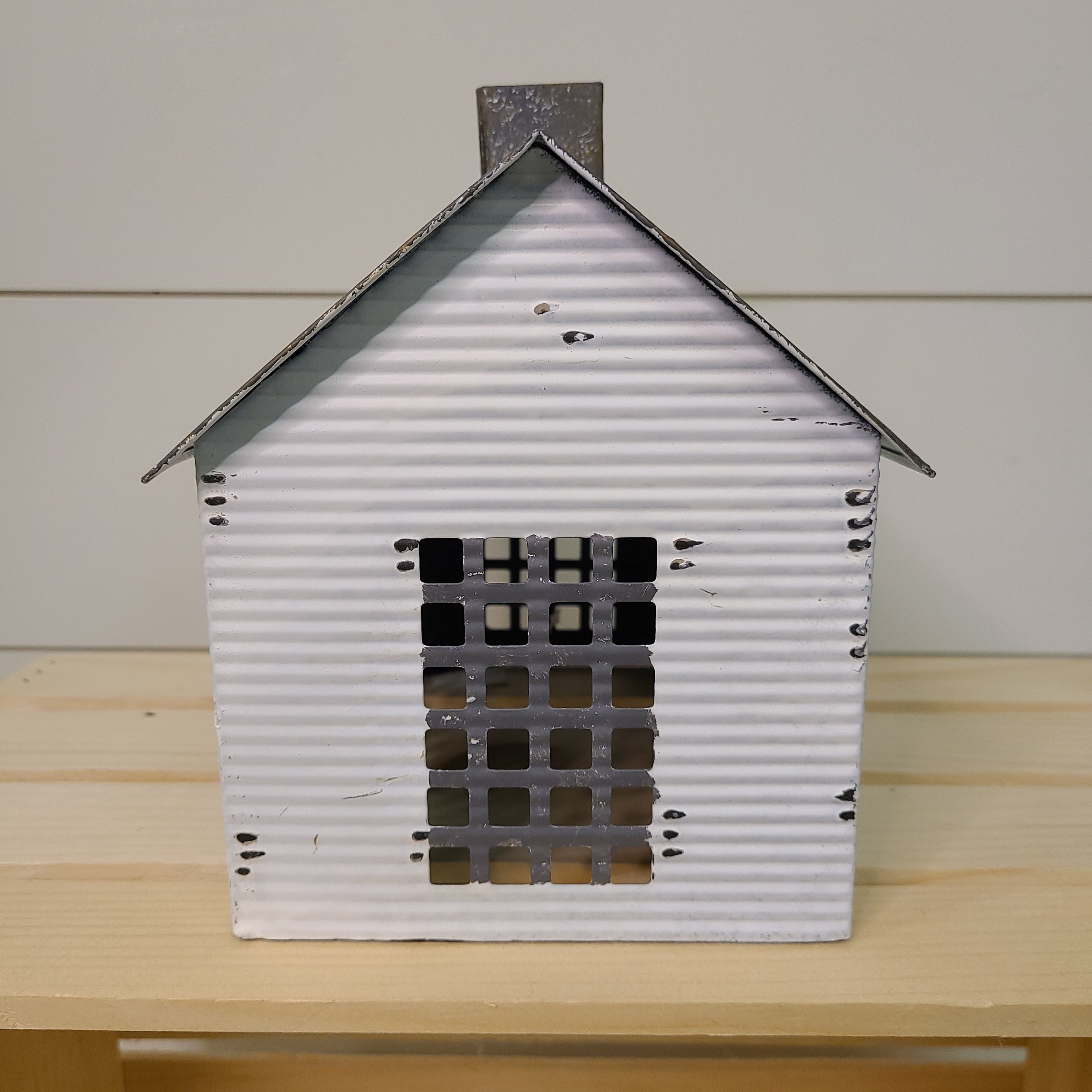 Vintage Tin Cabin Home- Decor PD HOME & GARDEN