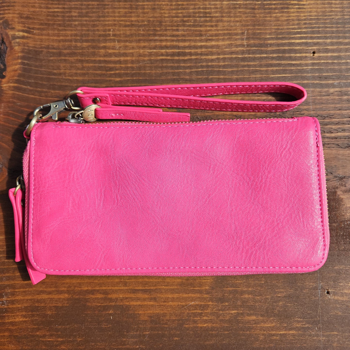 Chloe Zip Around Wallet/Wristlet